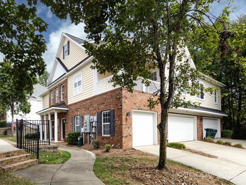 15208 Loire Valley Street Charlotte NC 28277