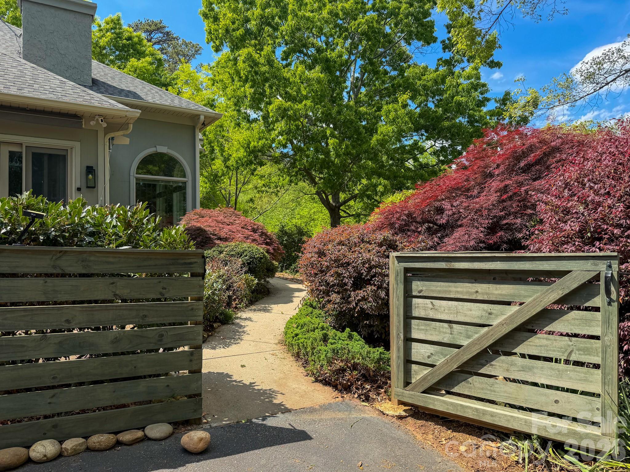 Rumbling Bald on Lake Lure - Residential