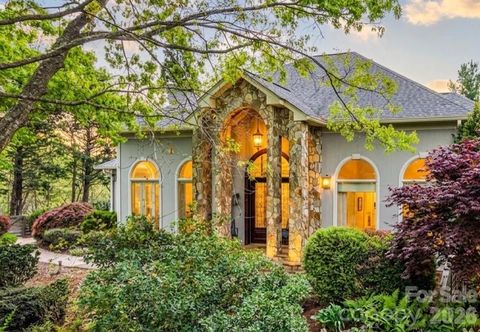 Photo of 556 Quail Ridge Boulevard, Lake Lure, NC 28746 (MLS # 4369327)