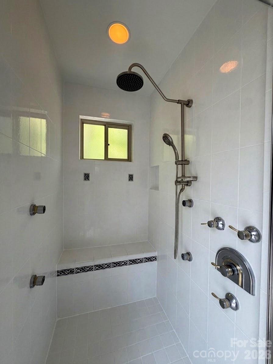 Rumbling Bald on Lake Lure - Residential