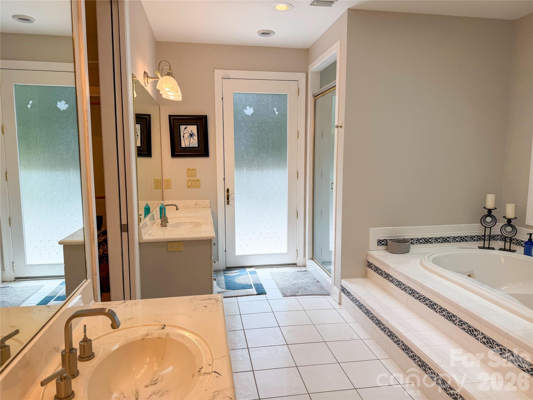 Rumbling Bald on Lake Lure - Residential