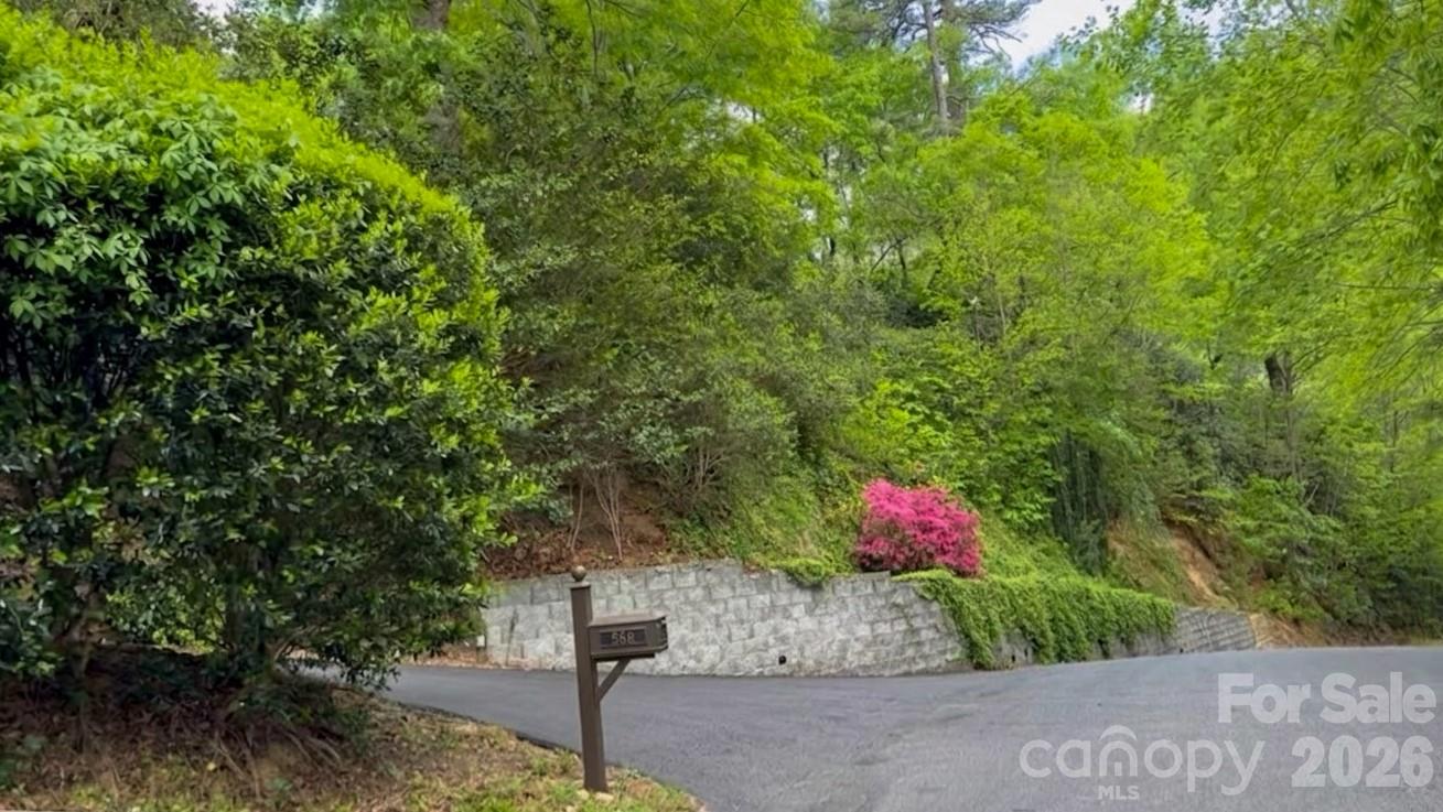 556 Quail Ridge Boulevard