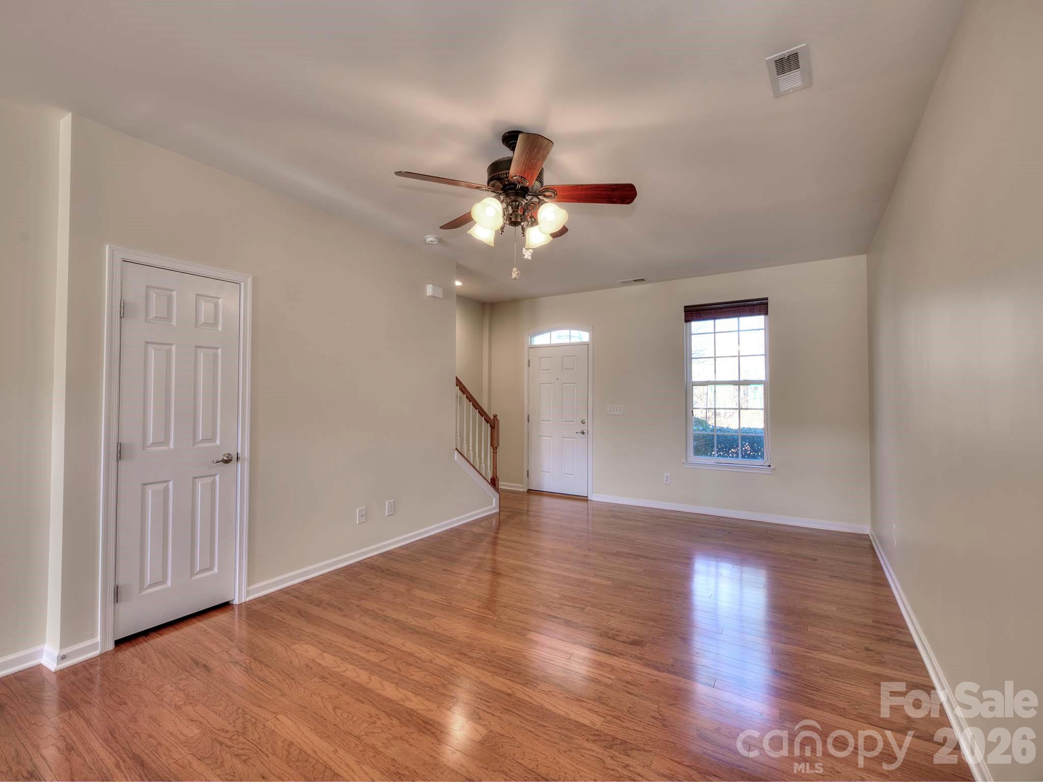 6944 Colonial Garden Drive