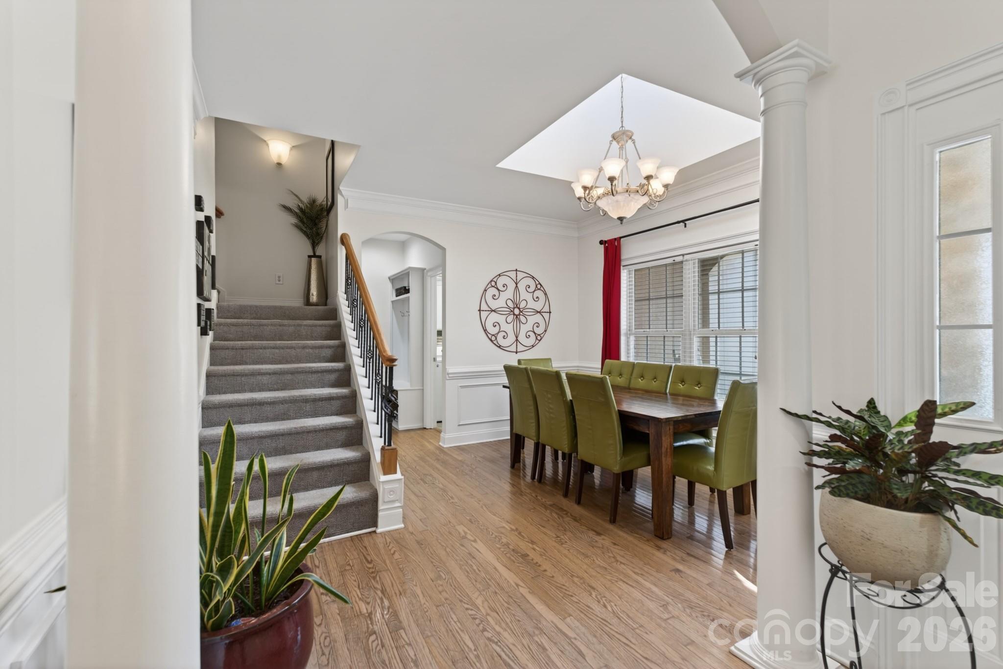 3527 Nestling Lane