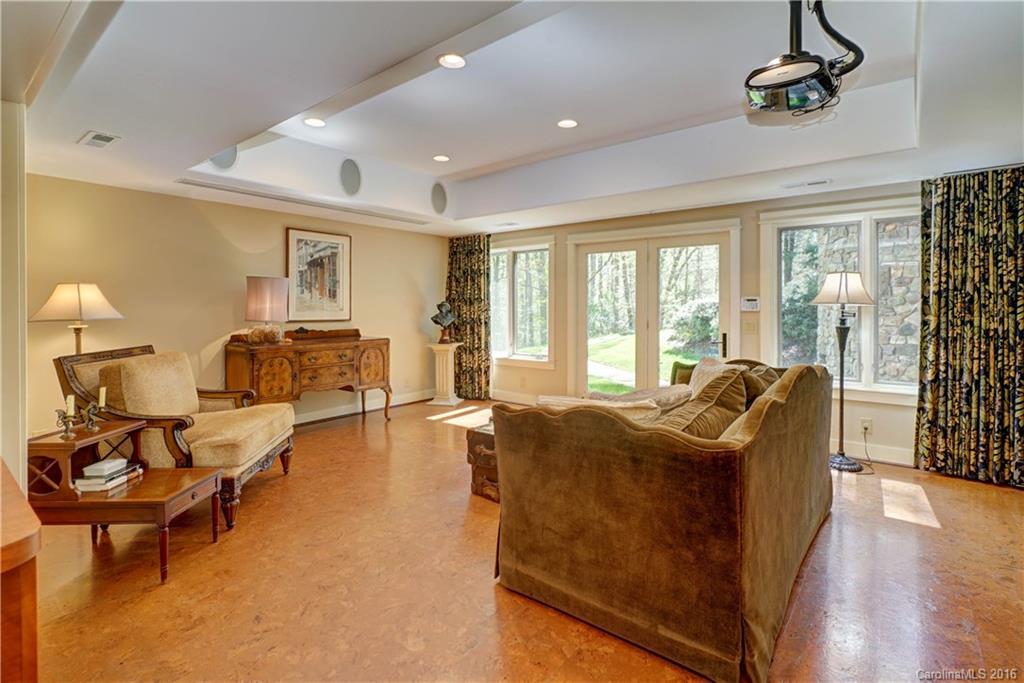 Cabin Woods - Residential