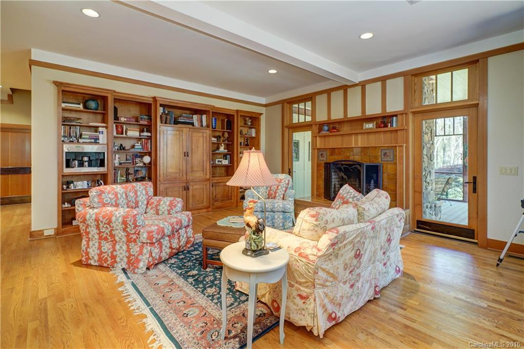 Cabin Woods - Residential