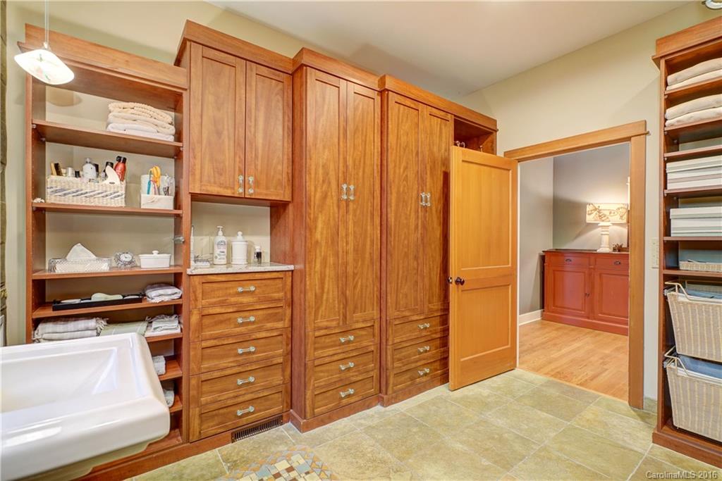 Cabin Woods - Residential