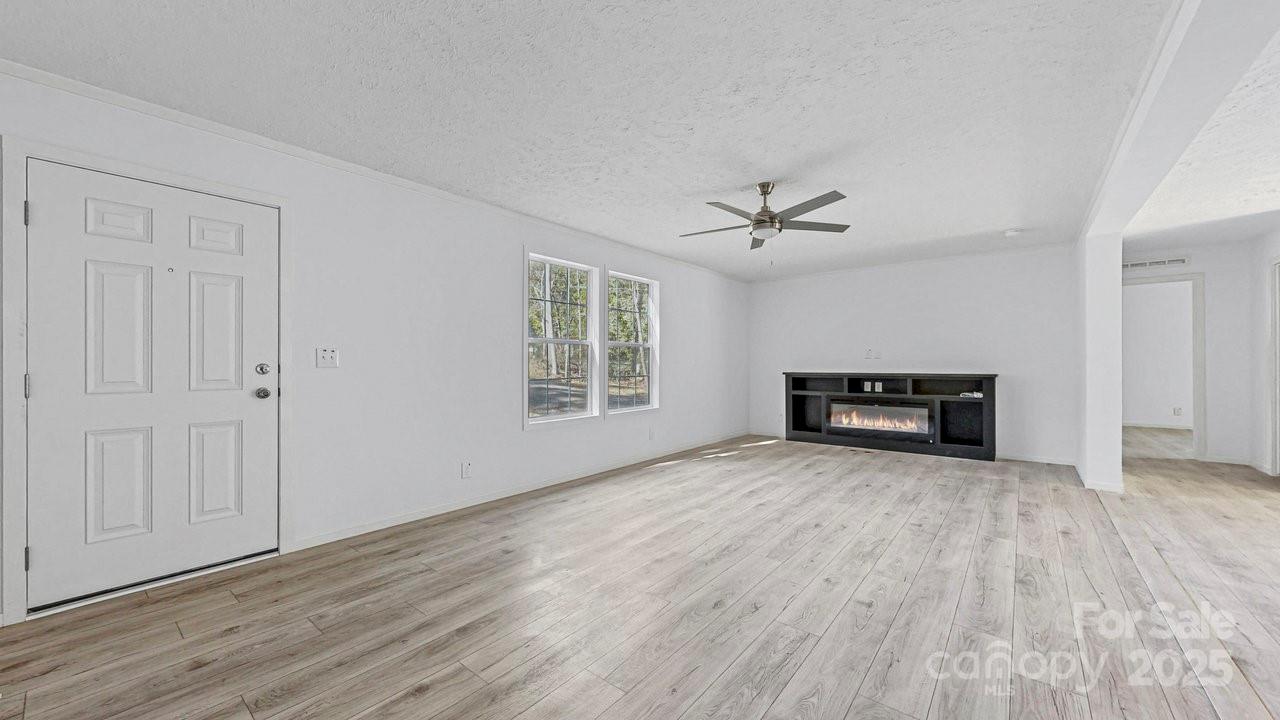 105 Apple Tree Lane 12