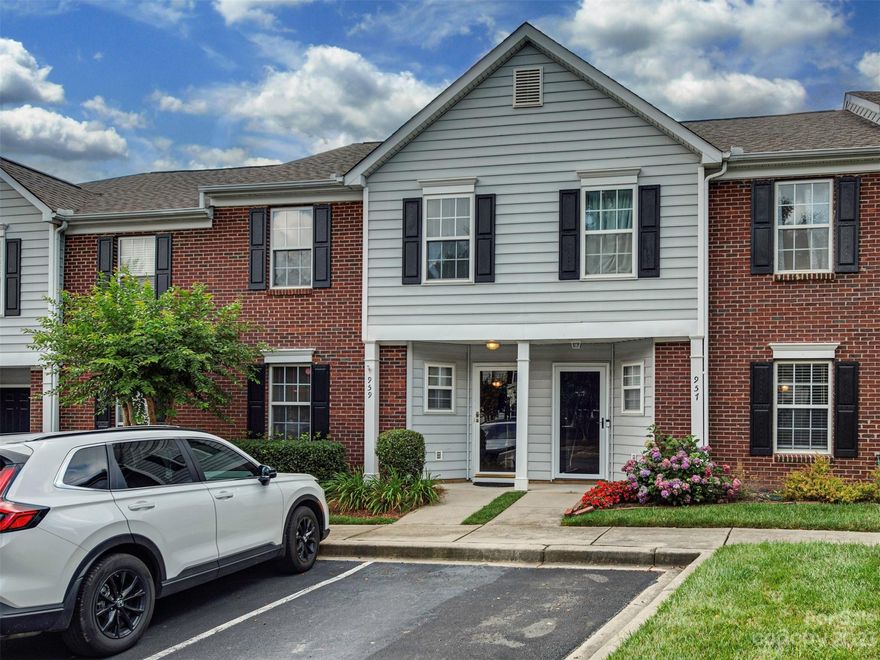 Welcome home to this charming 3 Bedroom 2.5 Bath townhome  located in the desirable Fort Mill award winning school district. 
Neutral interior is ready for a new owner to personalize. Relax by the gas fireplace in the cozy living room and enjoy cooking in the spacious kitchen with. Enjoy your private back patio during your free time.

Upstairs, you'll find three bedrooms and two bathrooms, including a primary bedroom with vaulted ceilings and ensuite bathroom. The laundry is conveniently located upstairs near the bedrooms for added convenience.

Regent Park community boasts beautiful walking trails, outdoor pool, playground and tennis courts. Location is convenient to shopping and restaurants, minutes to 77, Carolina Place Mall and 485!