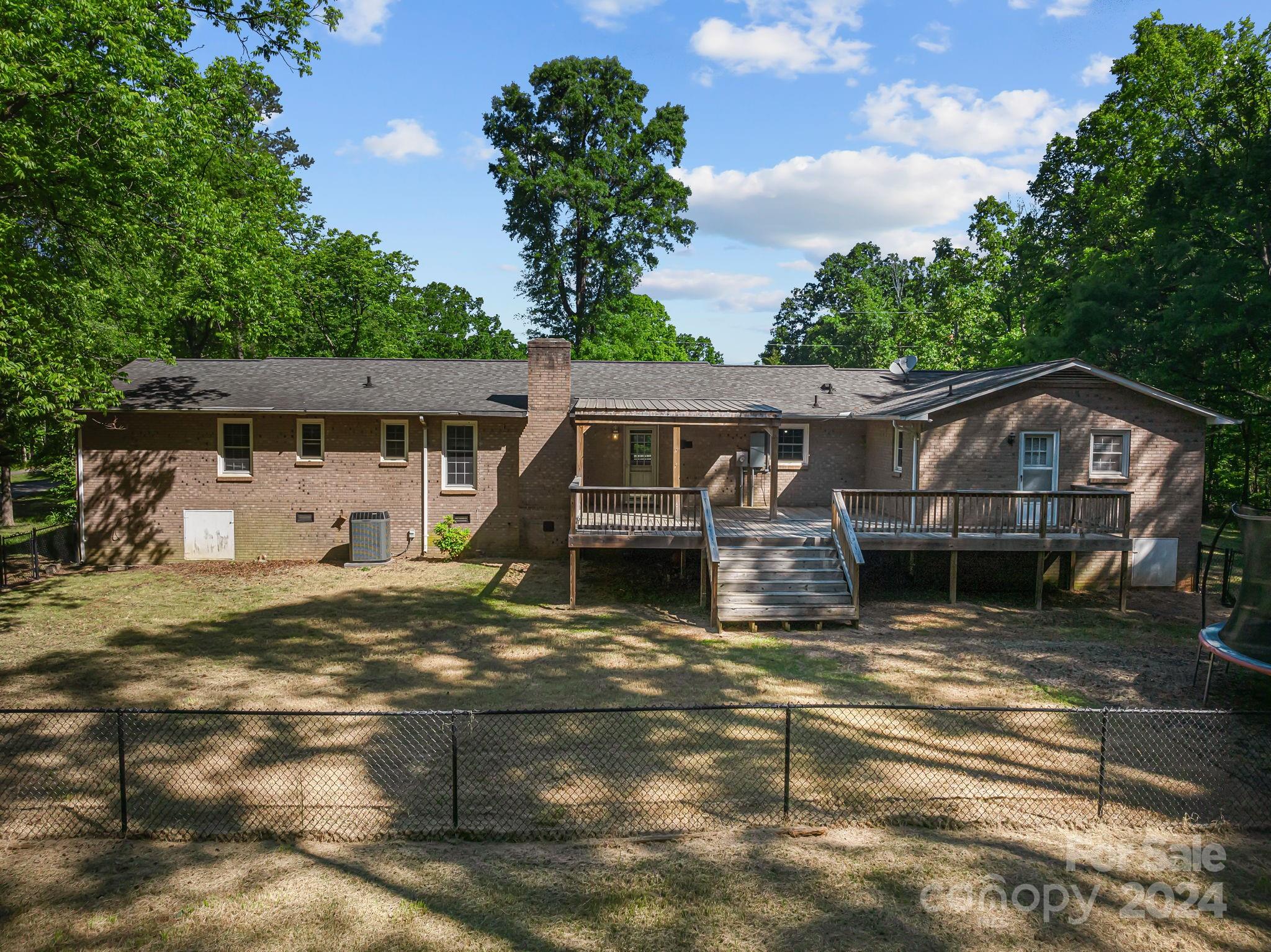 Hills Dell - Residential