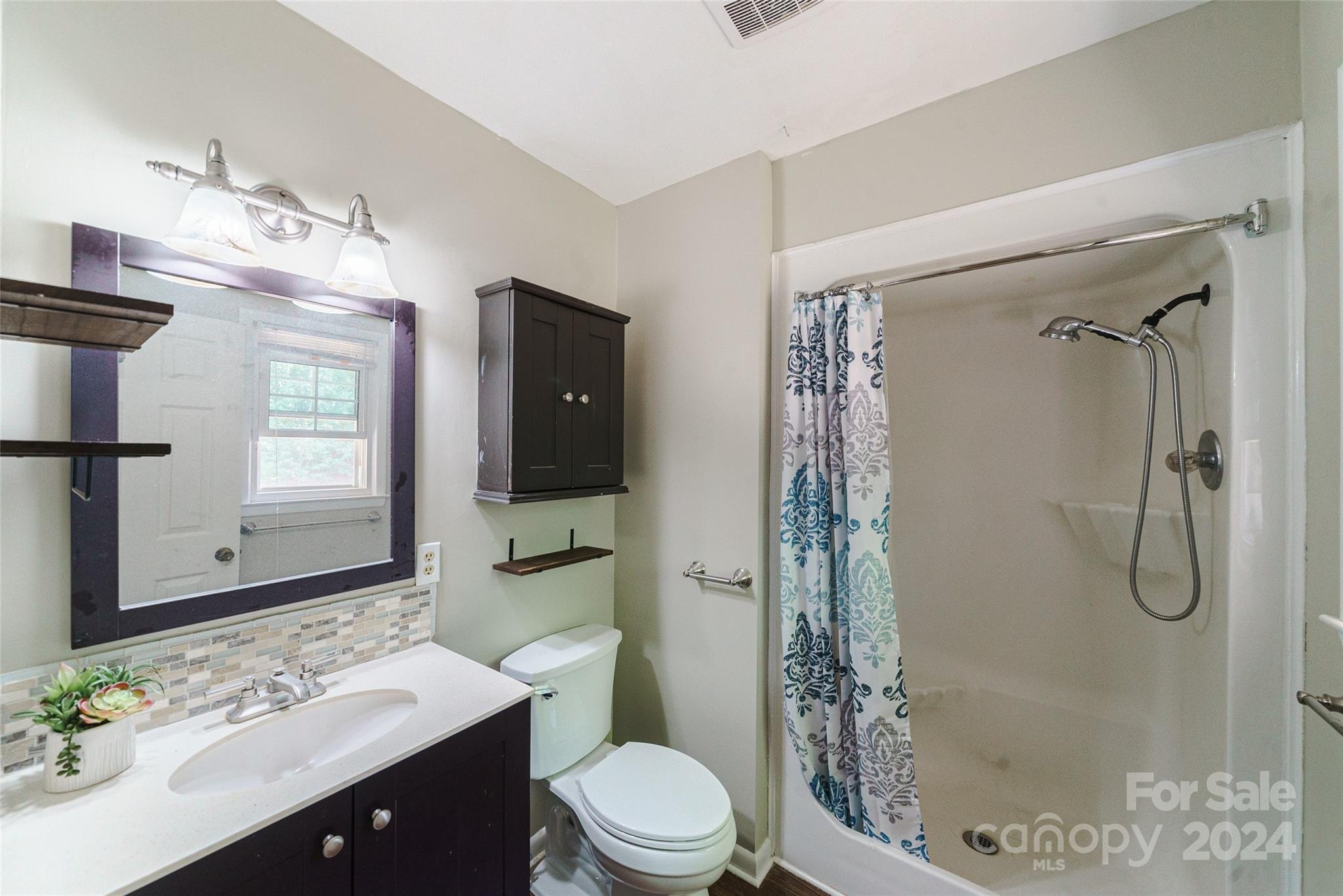 Hills Dell - Residential