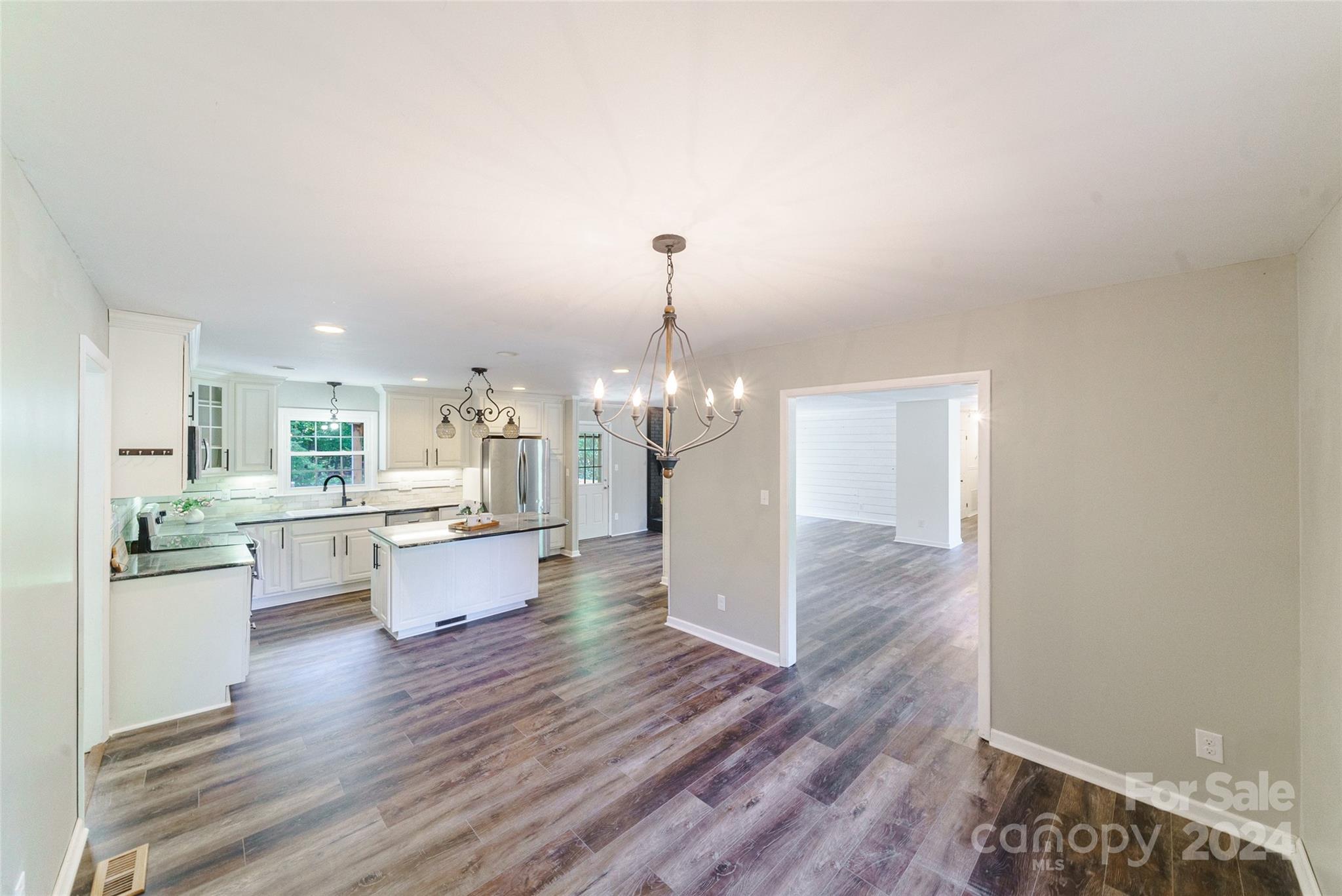 Hills Dell - Residential