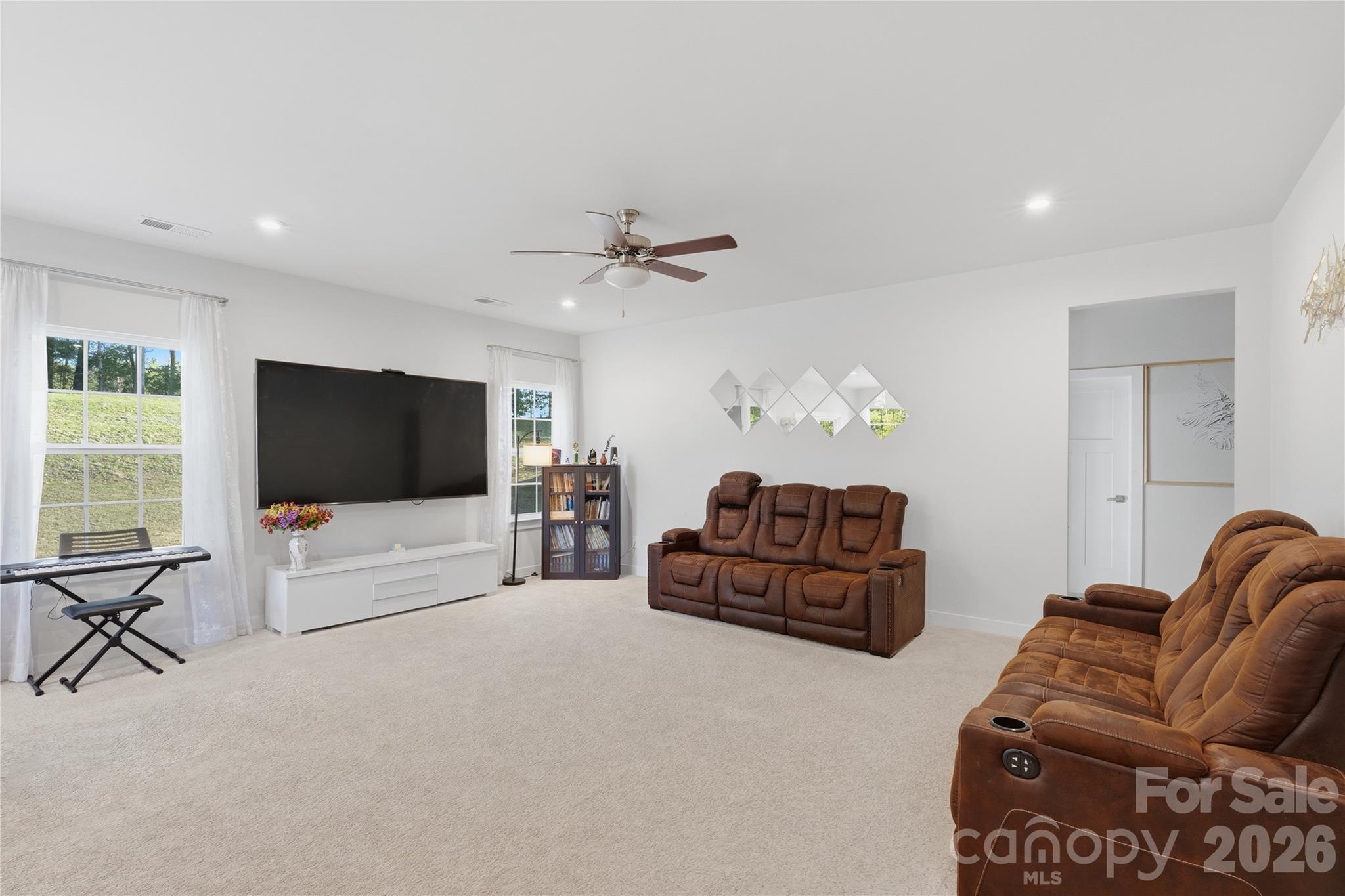 Holcomb Woods - Residential