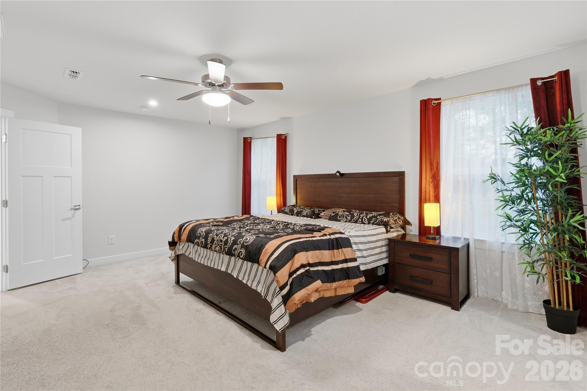 Holcomb Woods - Residential