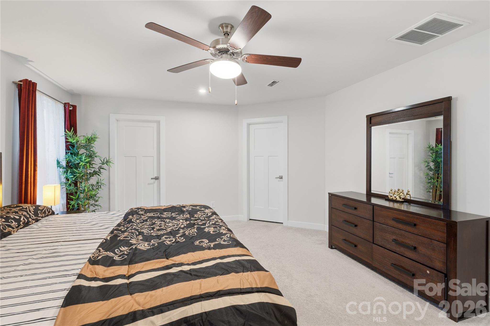Holcomb Woods - Residential