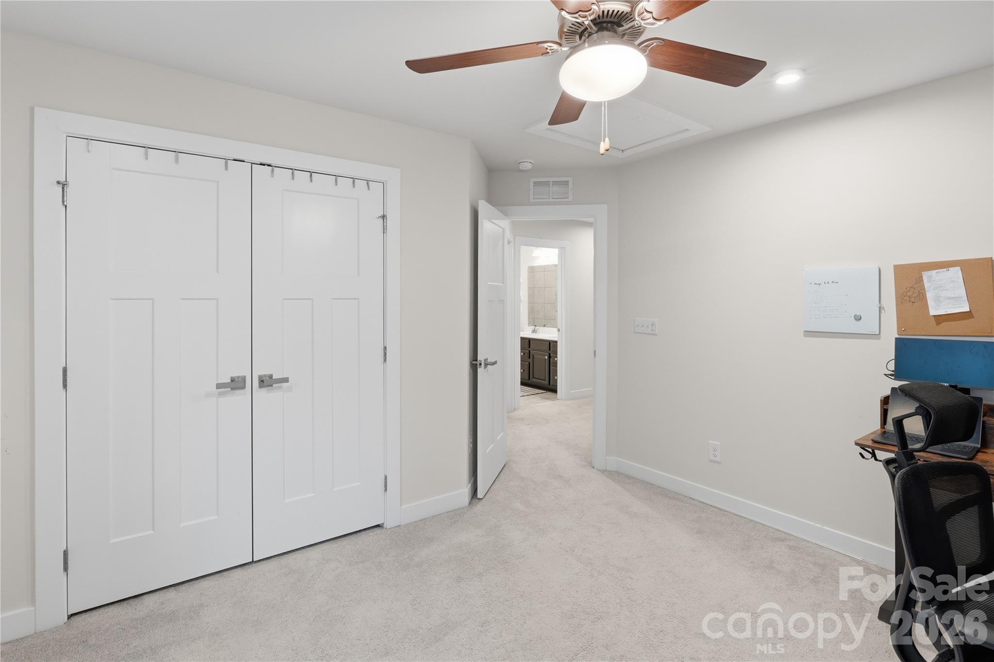 Holcomb Woods - Residential