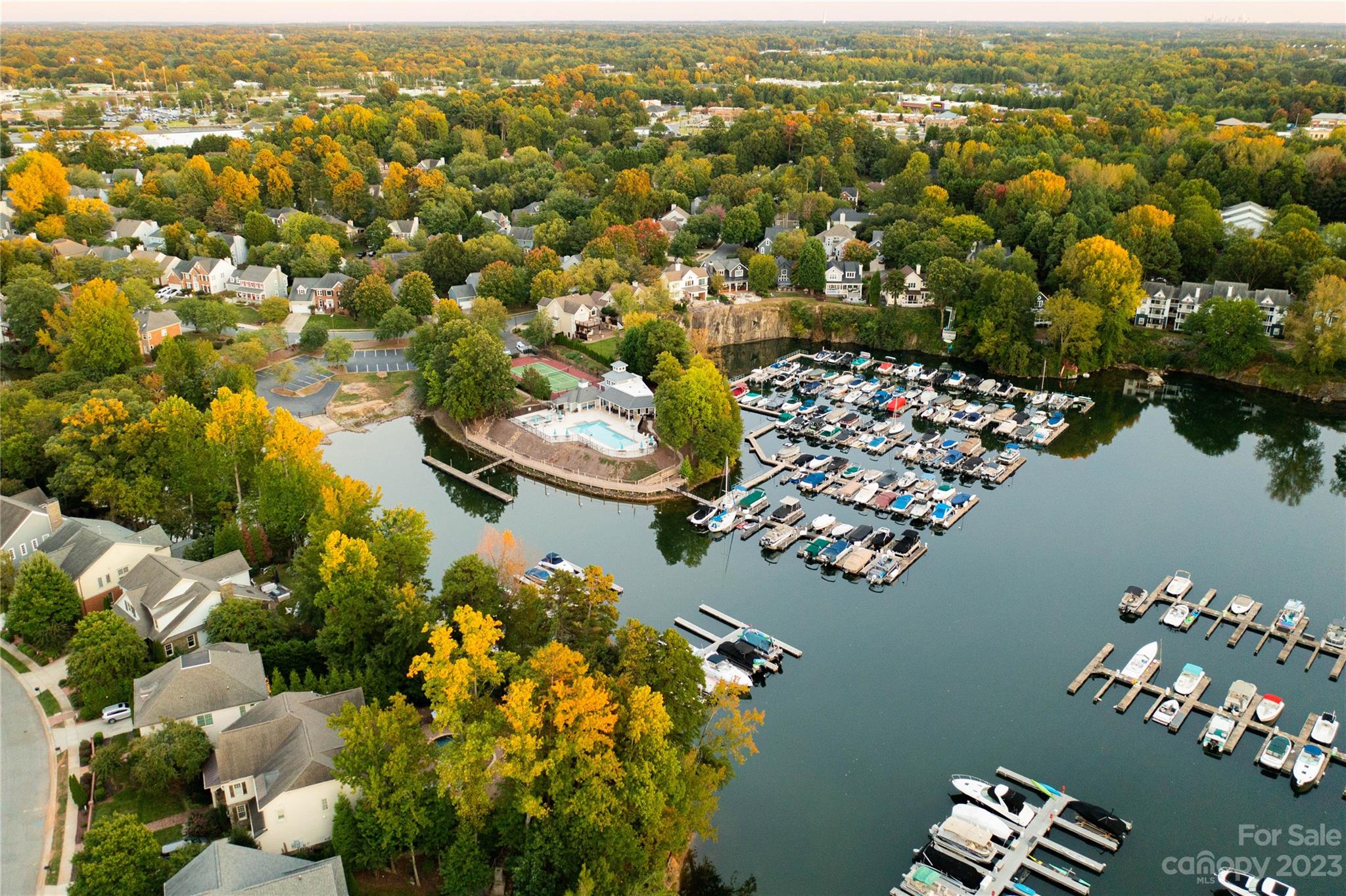 Blue Stone Harbor - Residential