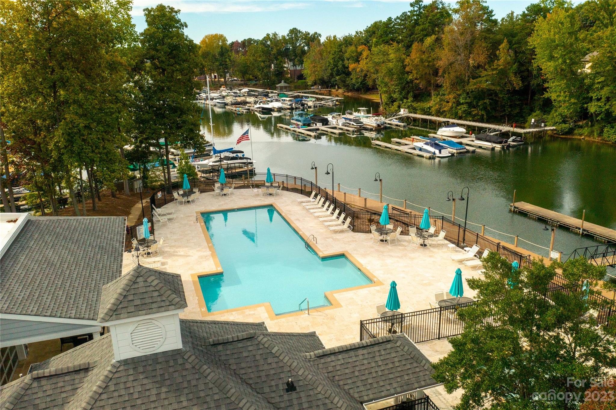 Blue Stone Harbor - Residential