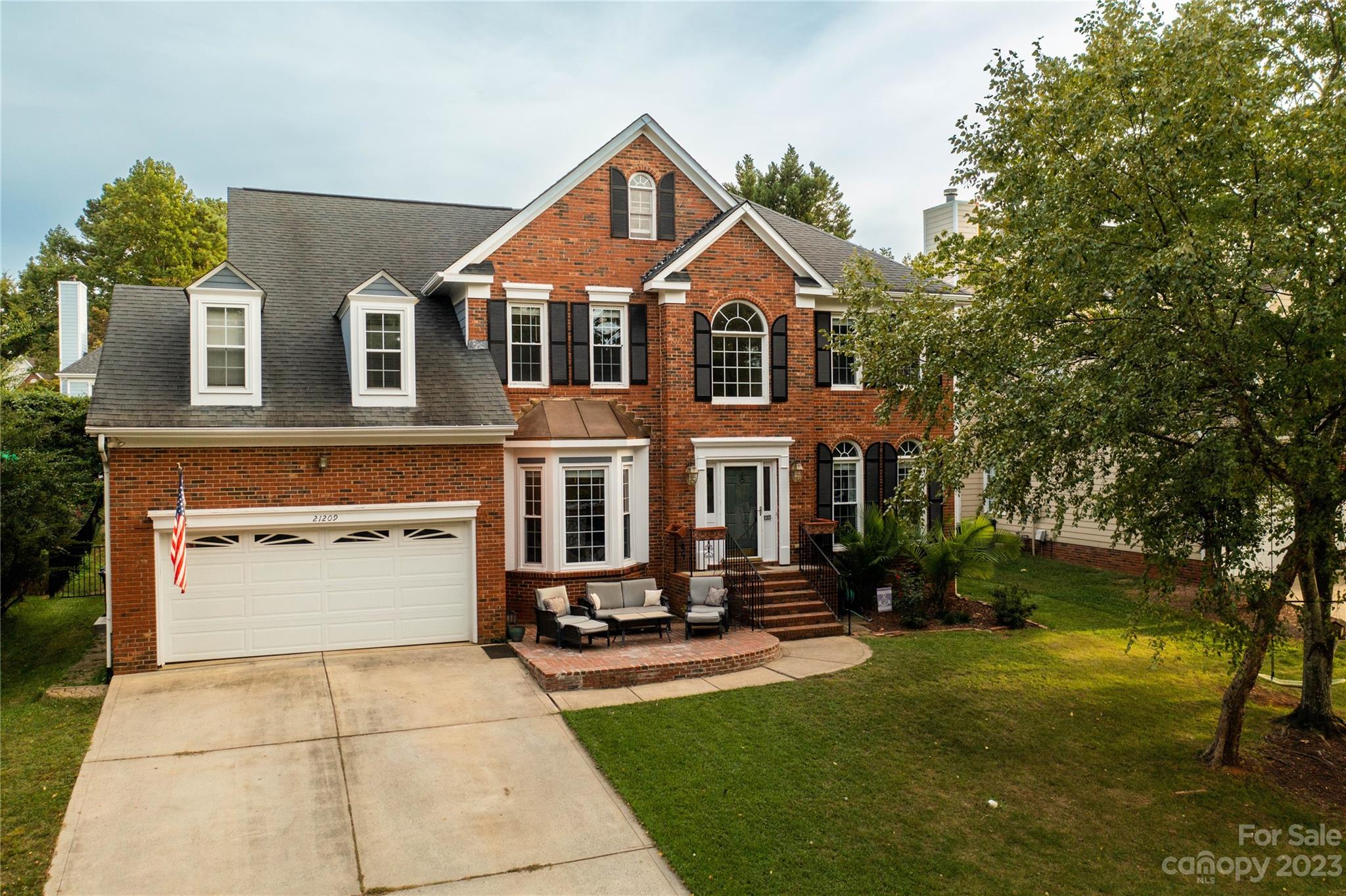 Blue Stone Harbor - Residential