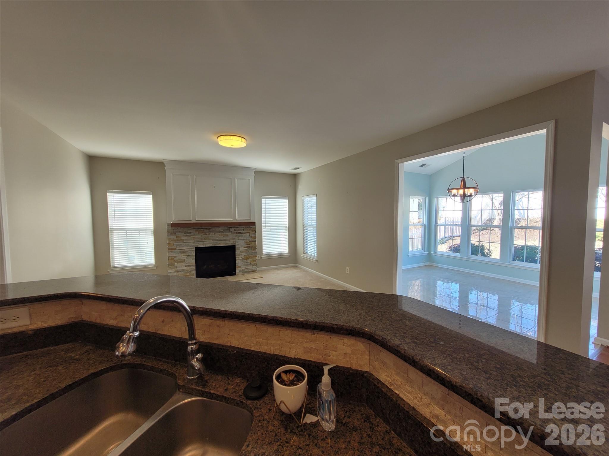 2728 Sunberry Lane NW