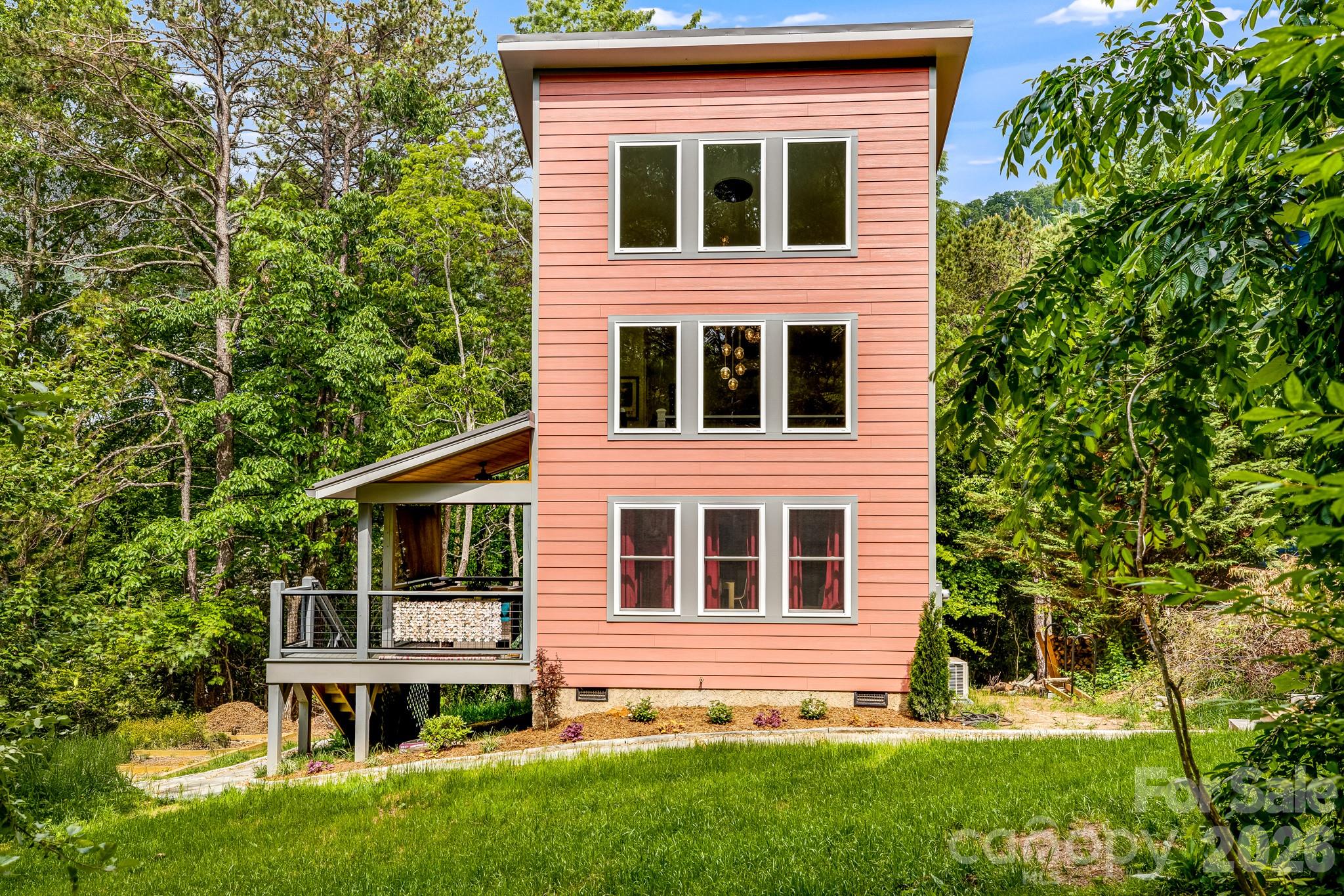 14 Locust Street