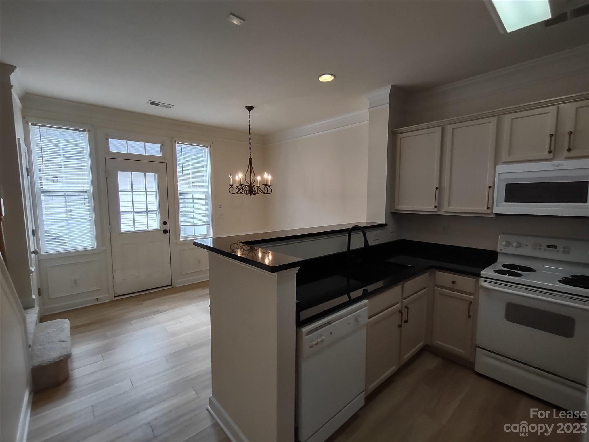 East Field - Residential Lease