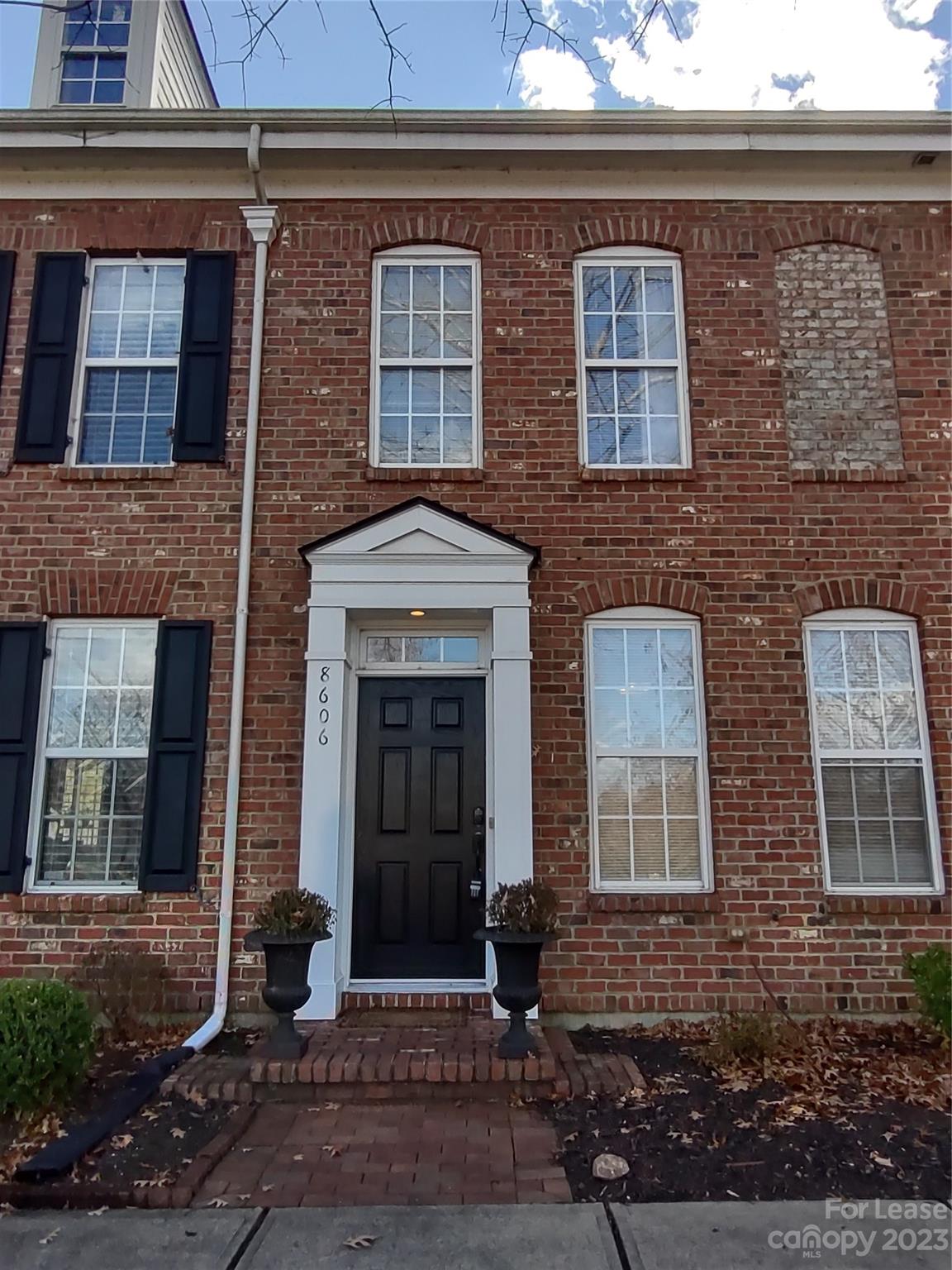 East Field - Residential Lease