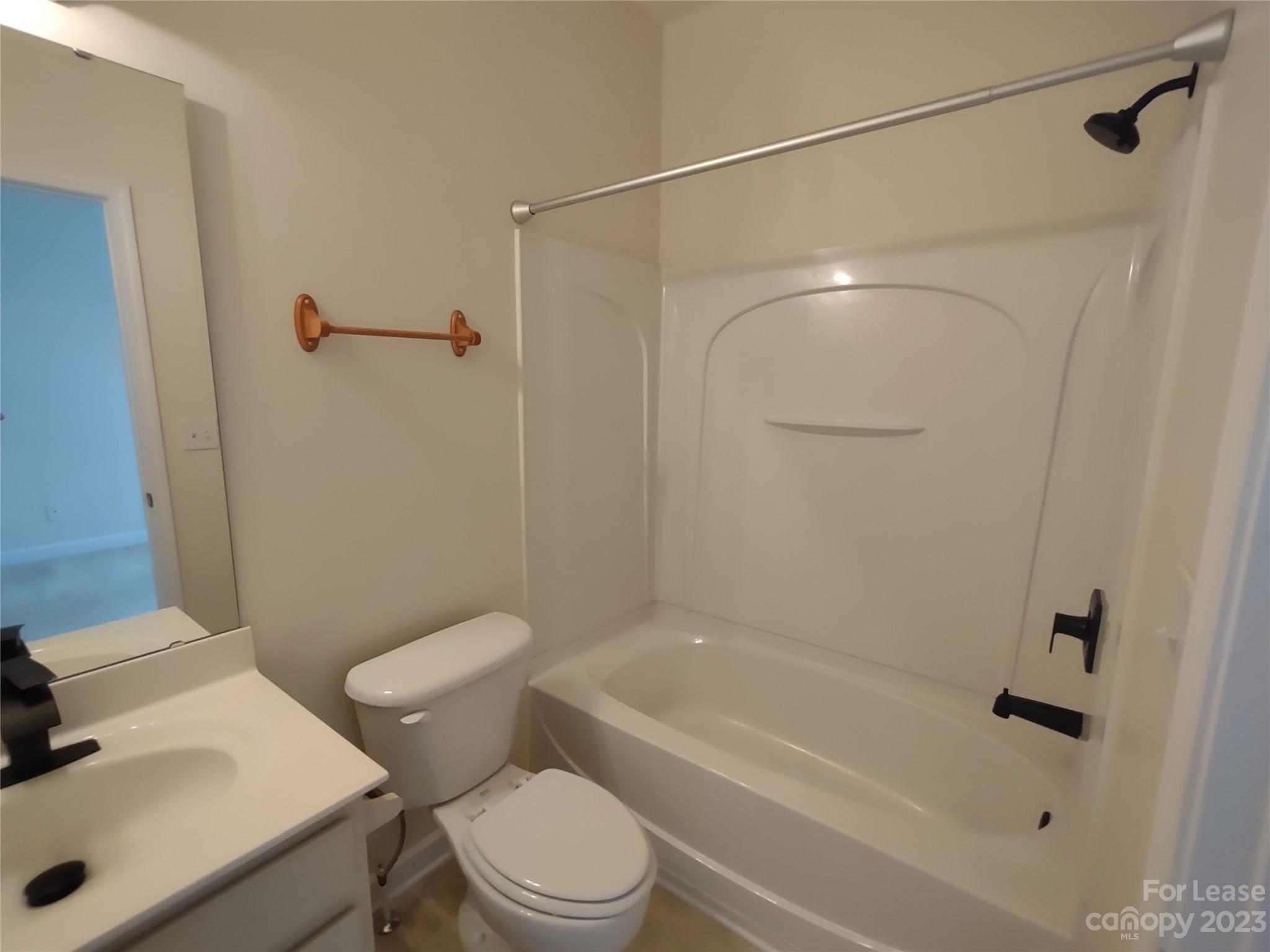 East Field - Residential Lease