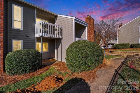 Photo of 6148 Heath Ridge Court, Charlotte, NC 28210 (MLS # 4349585)