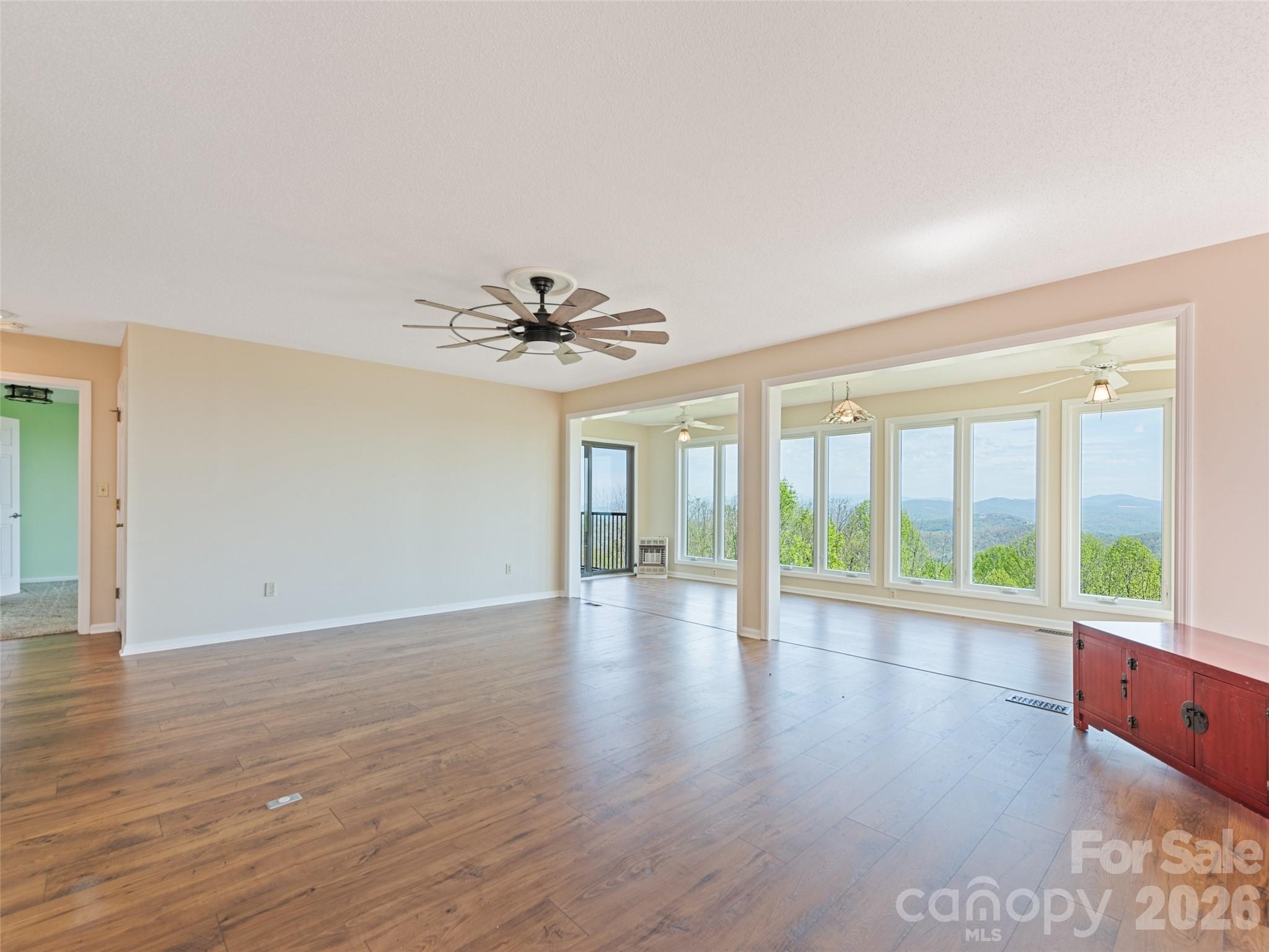 Fleetwood Plaza - Residential