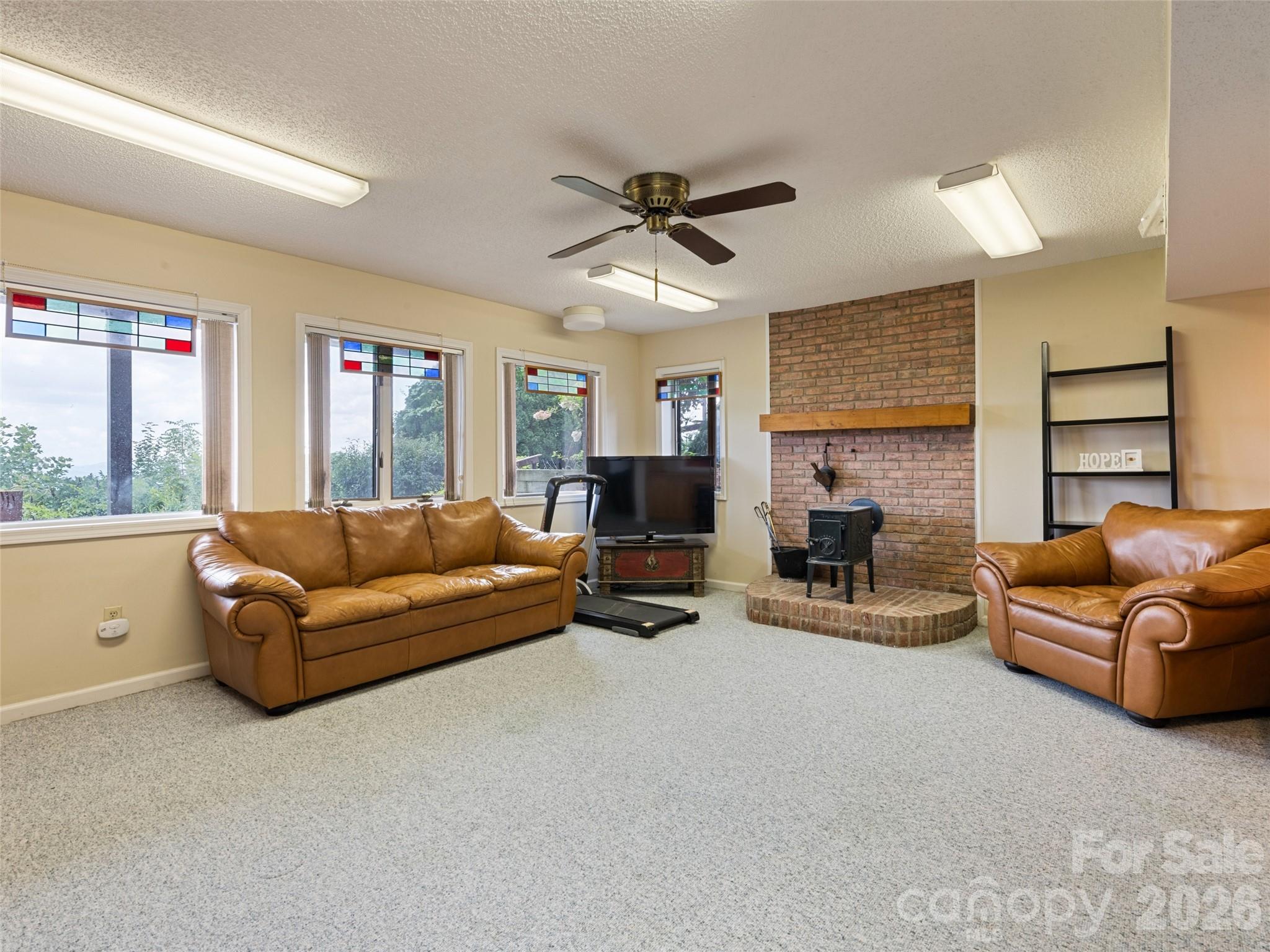 Fleetwood Plaza - Residential