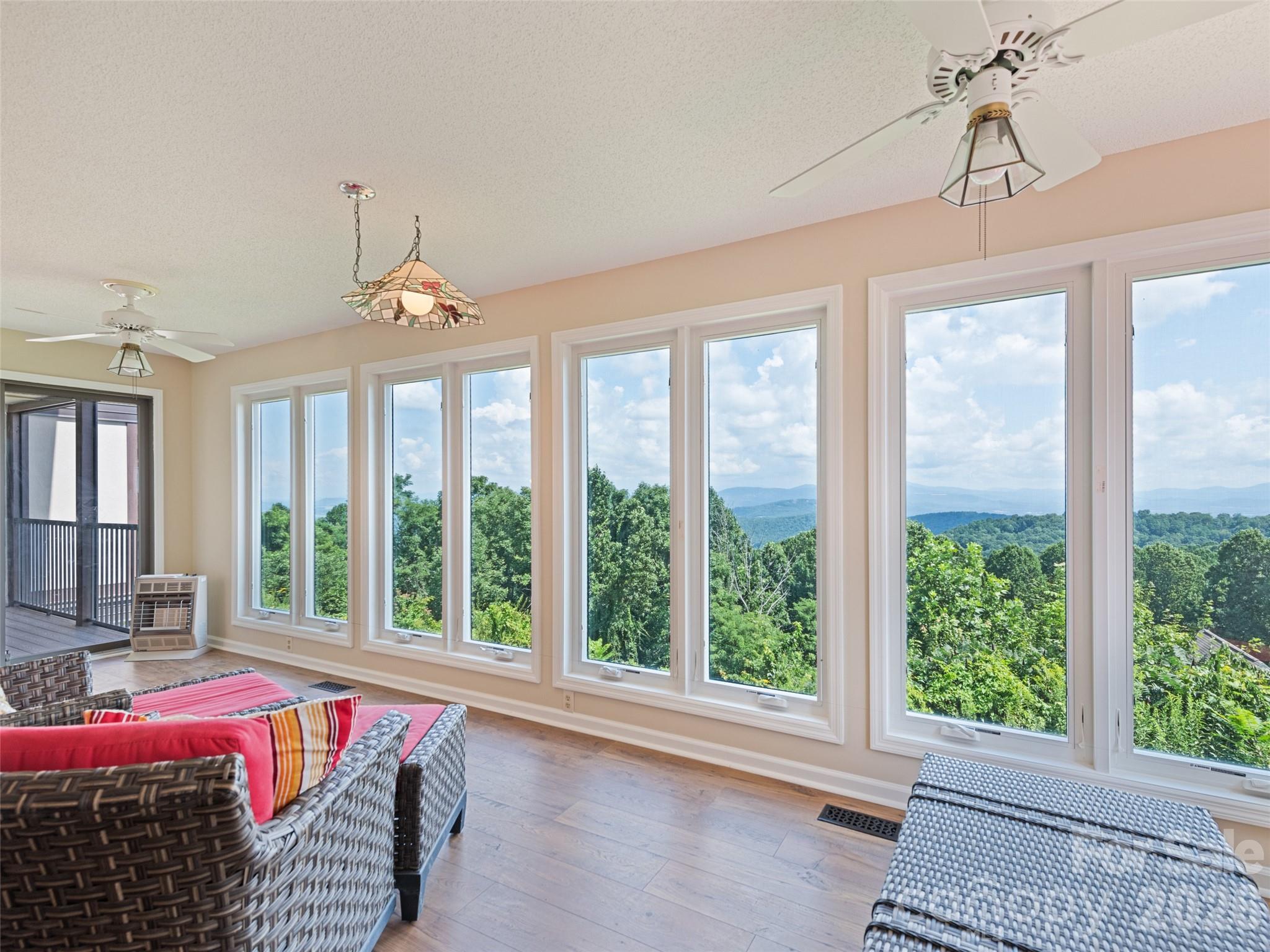 Fleetwood Plaza - Residential