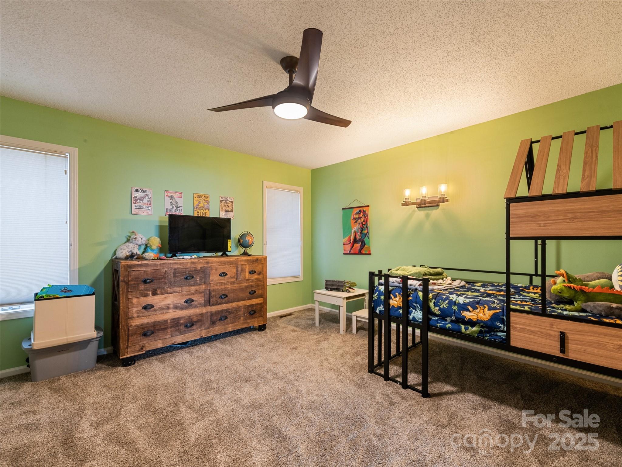 Fleetwood Plaza - Residential