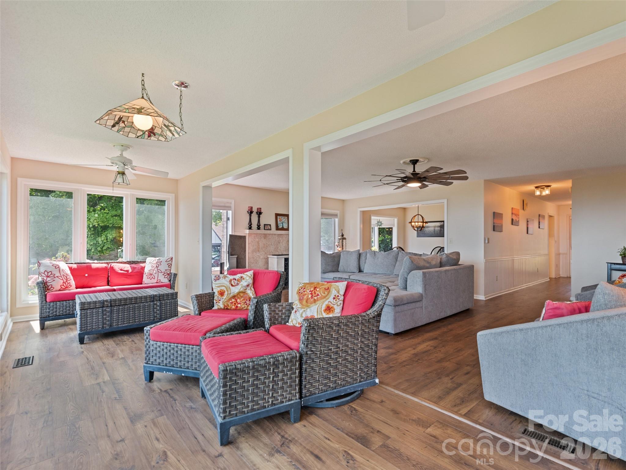 Fleetwood Plaza - Residential