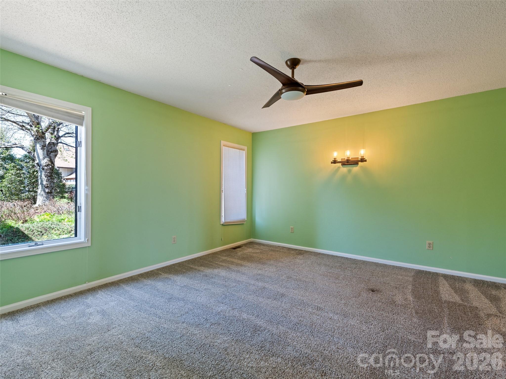 Fleetwood Plaza - Residential