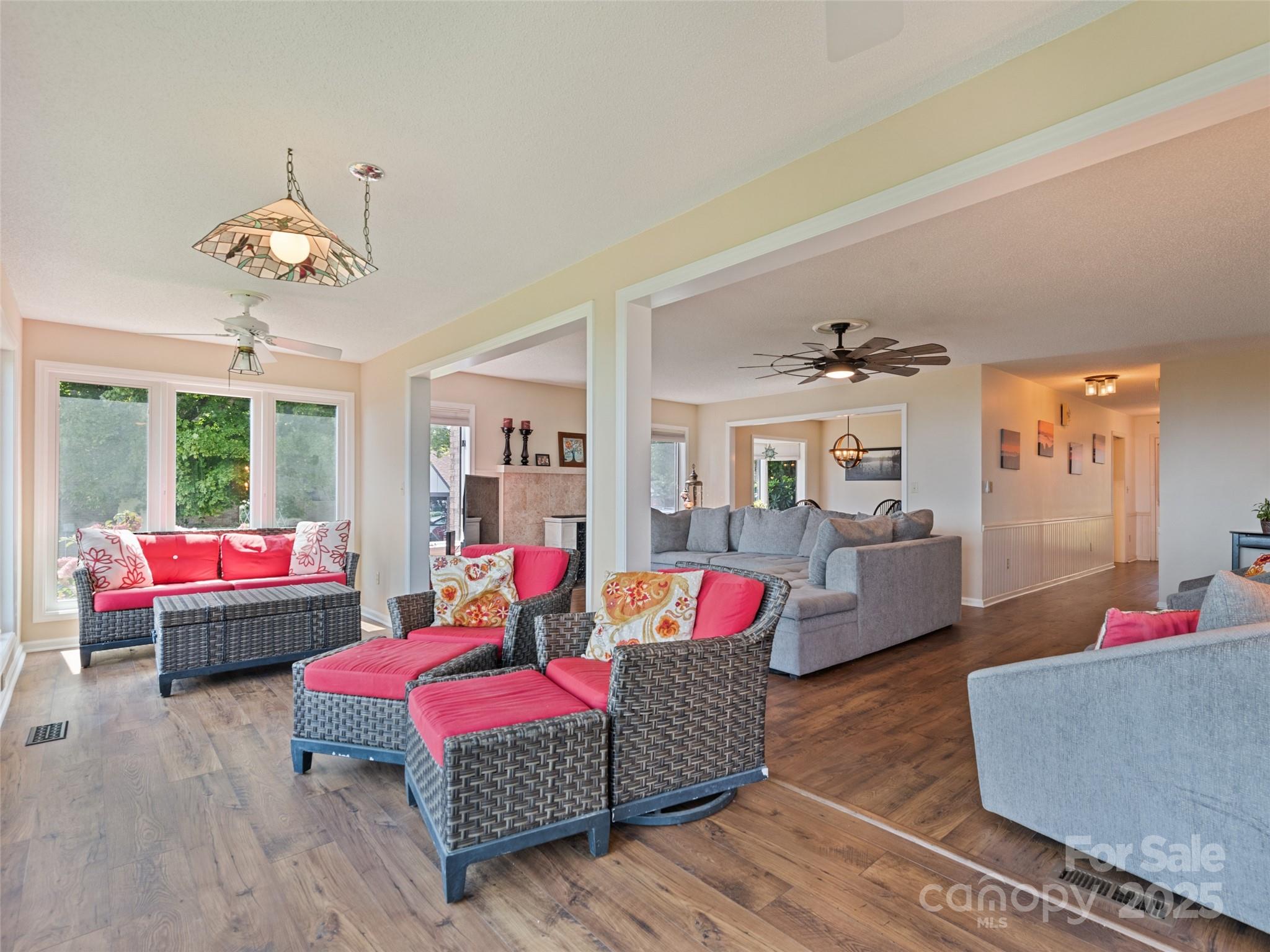 Fleetwood Plaza - Residential