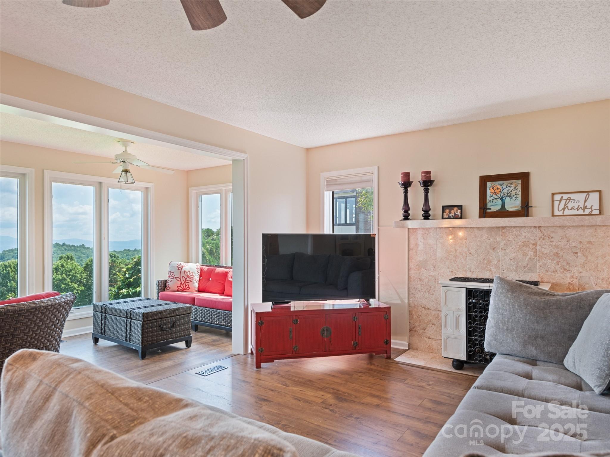 Fleetwood Plaza - Residential