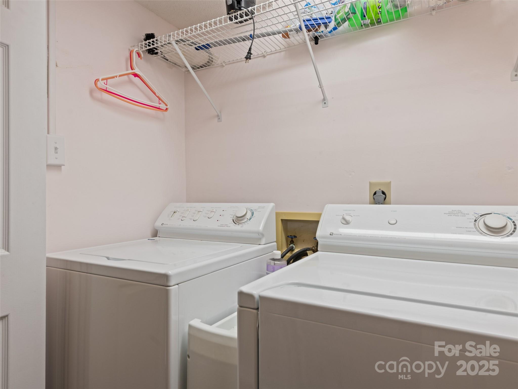 Fleetwood Plaza - Residential