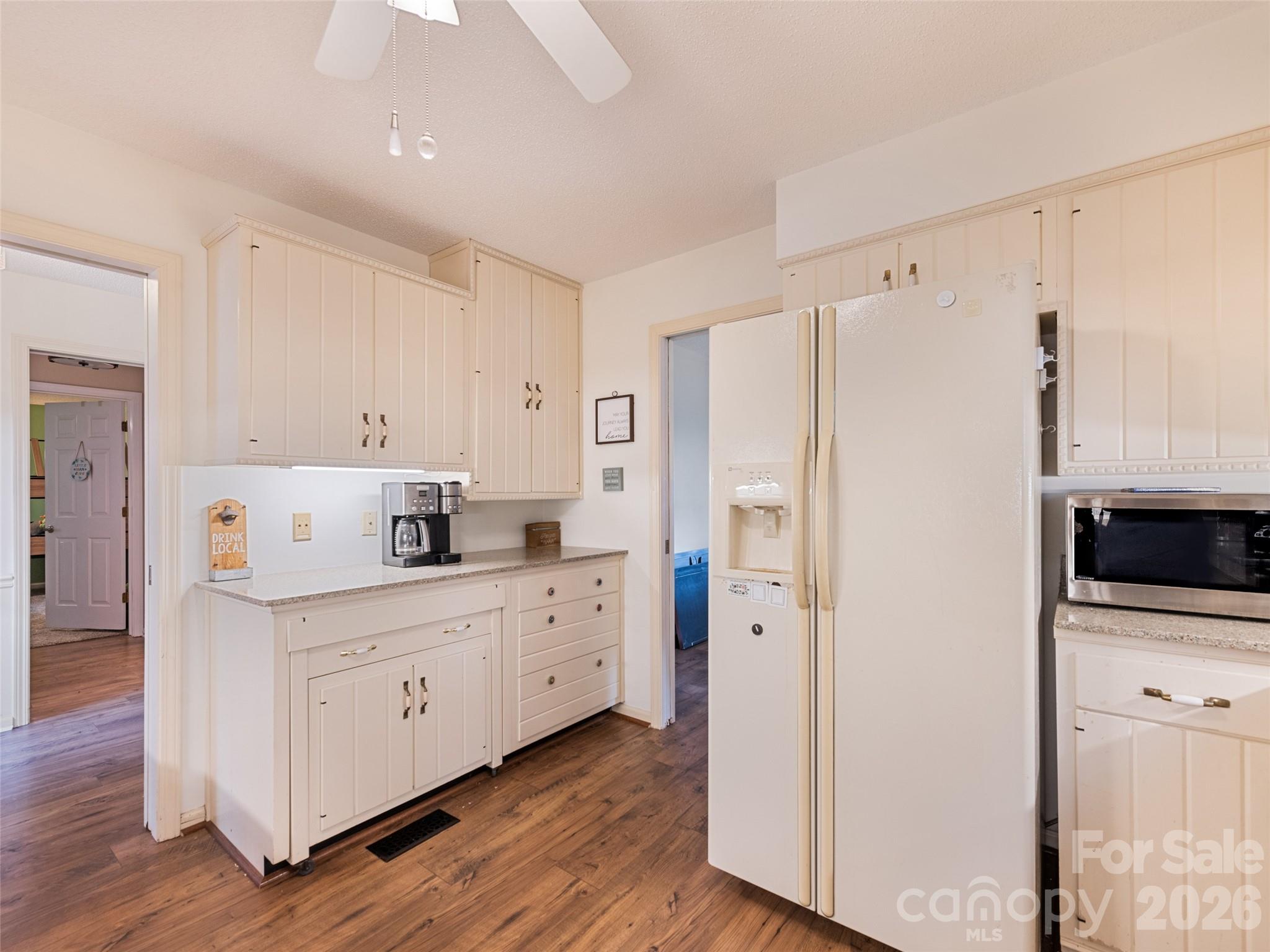 Fleetwood Plaza - Residential