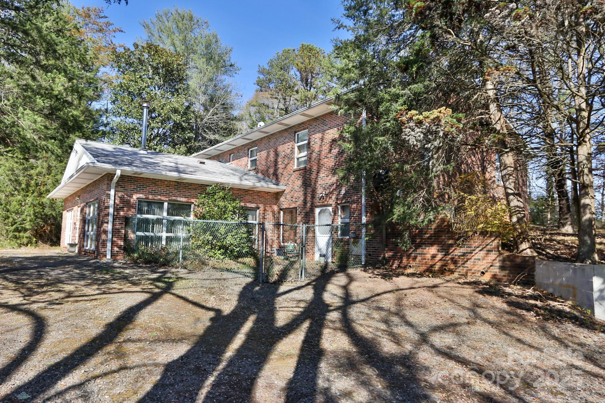 5313 Friendship Circle Road