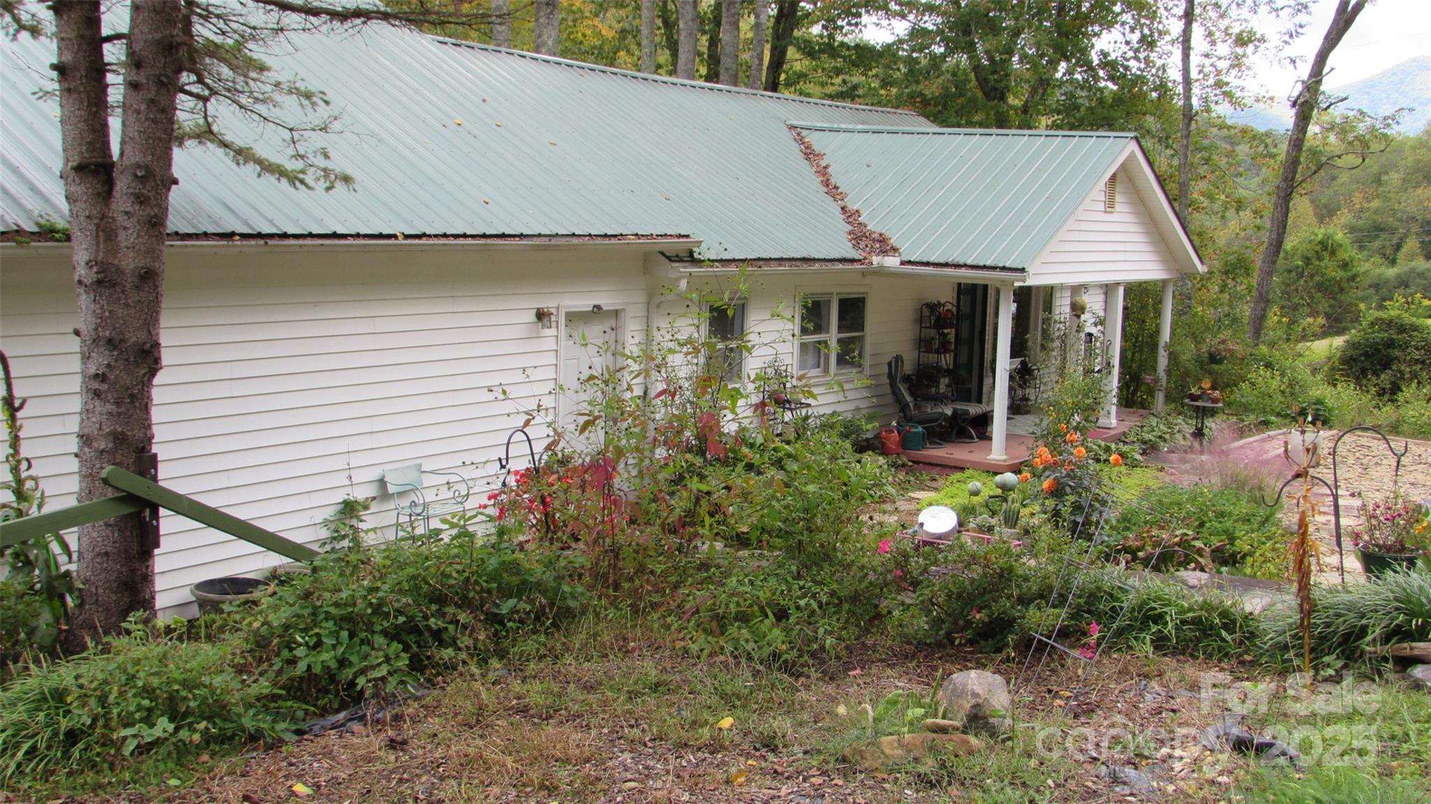 524 Clear Creek Road