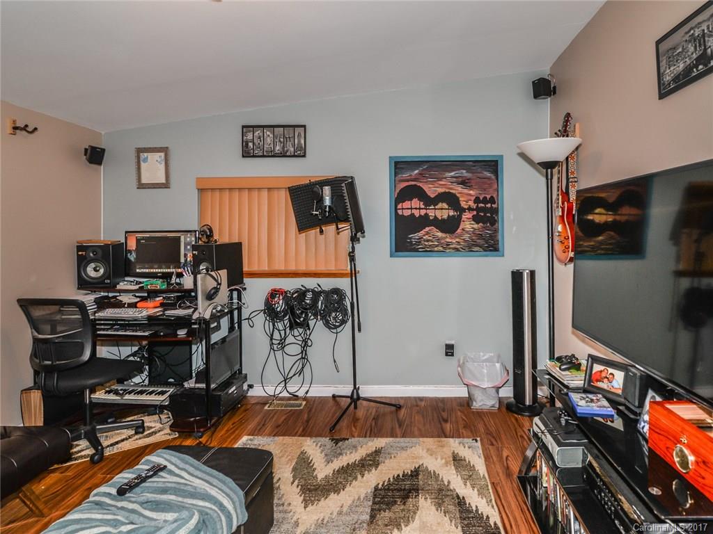 Carmel Ridge - Residential