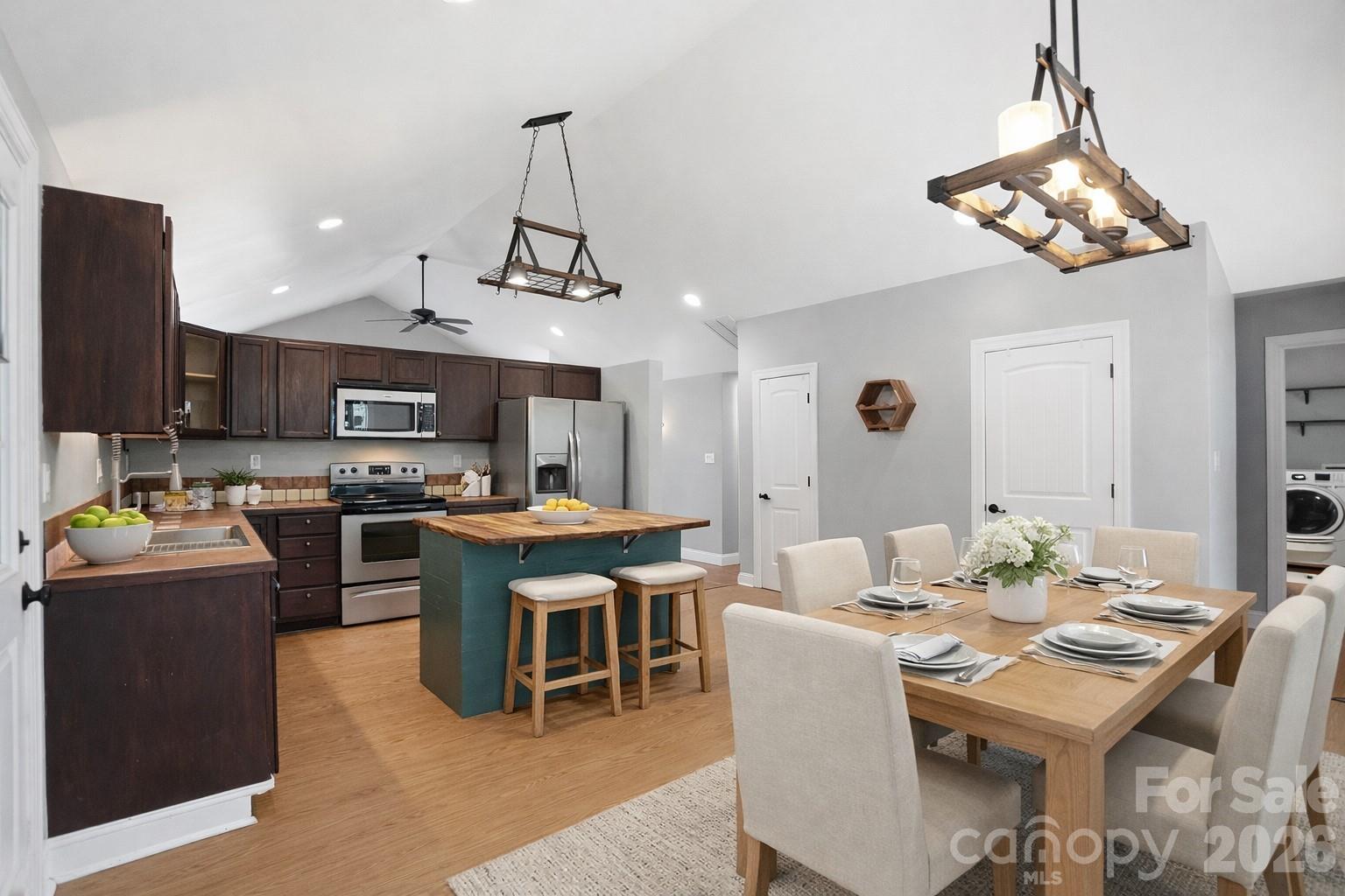 Hickory Hills - Residential