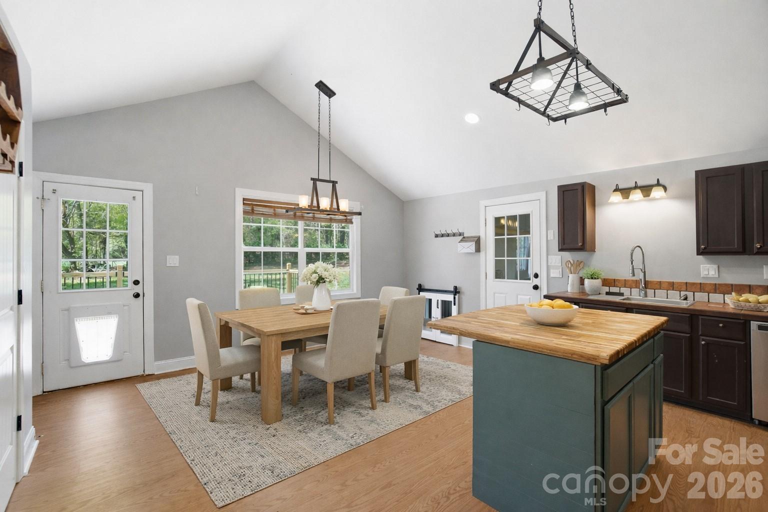 Hickory Hills - Residential