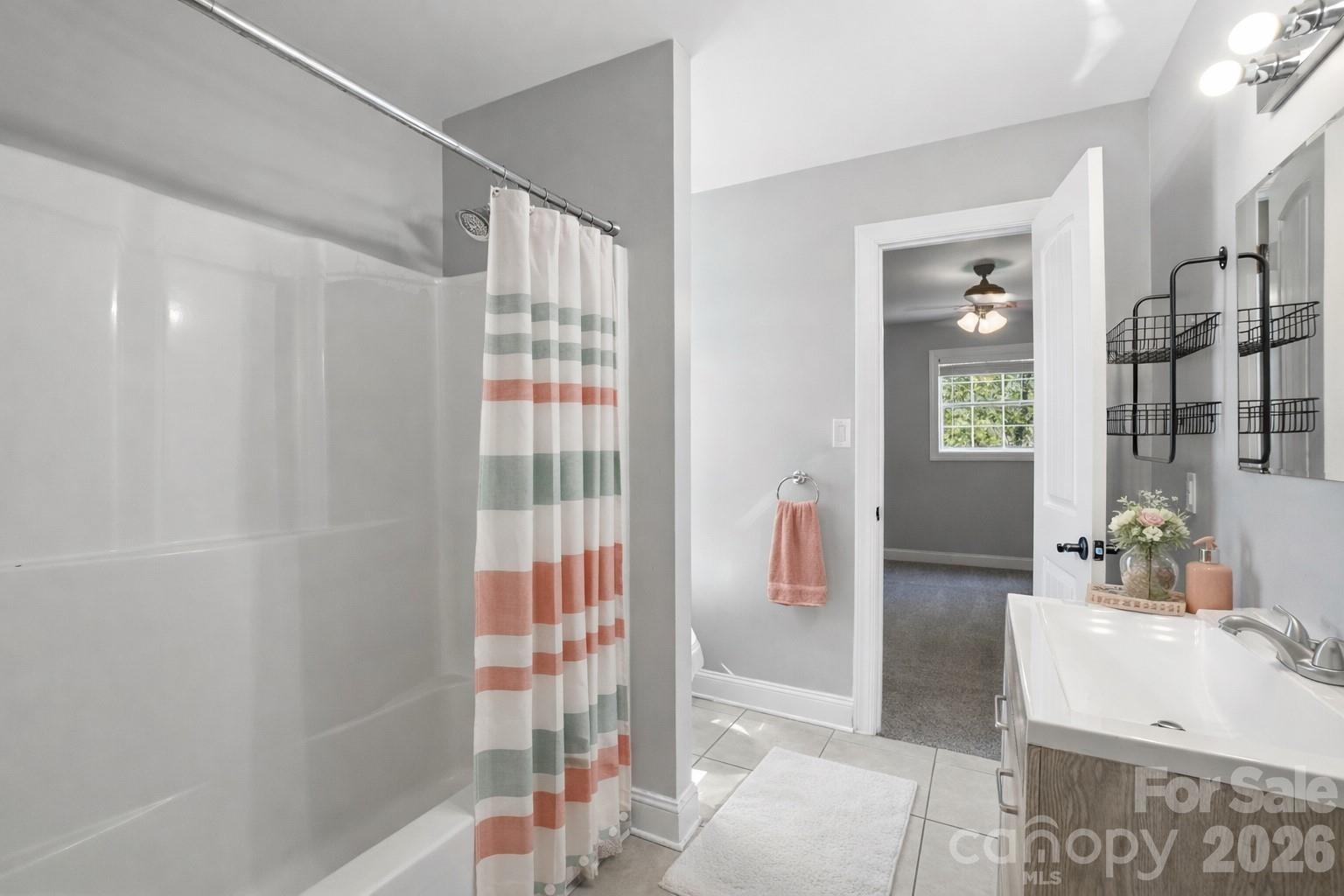 Hickory Hills - Residential