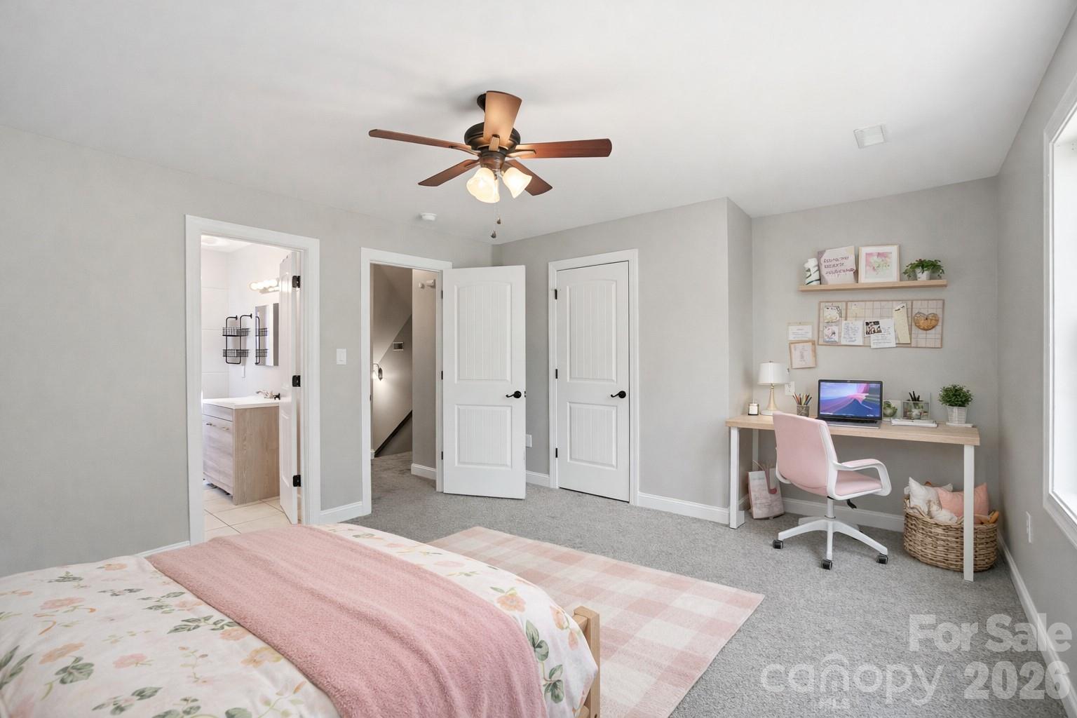 Hickory Hills - Residential