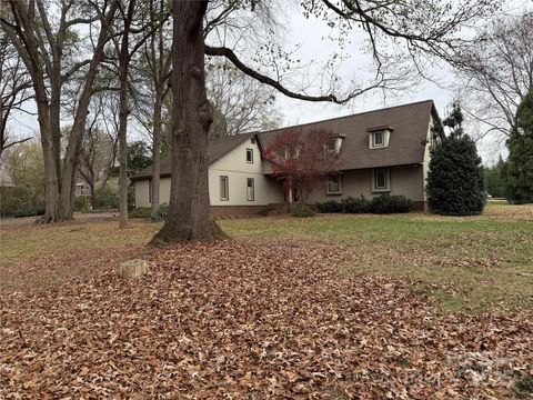 Photo of 6102 Unity Lane NW, Concord, NC 28027 (MLS # 4326851)