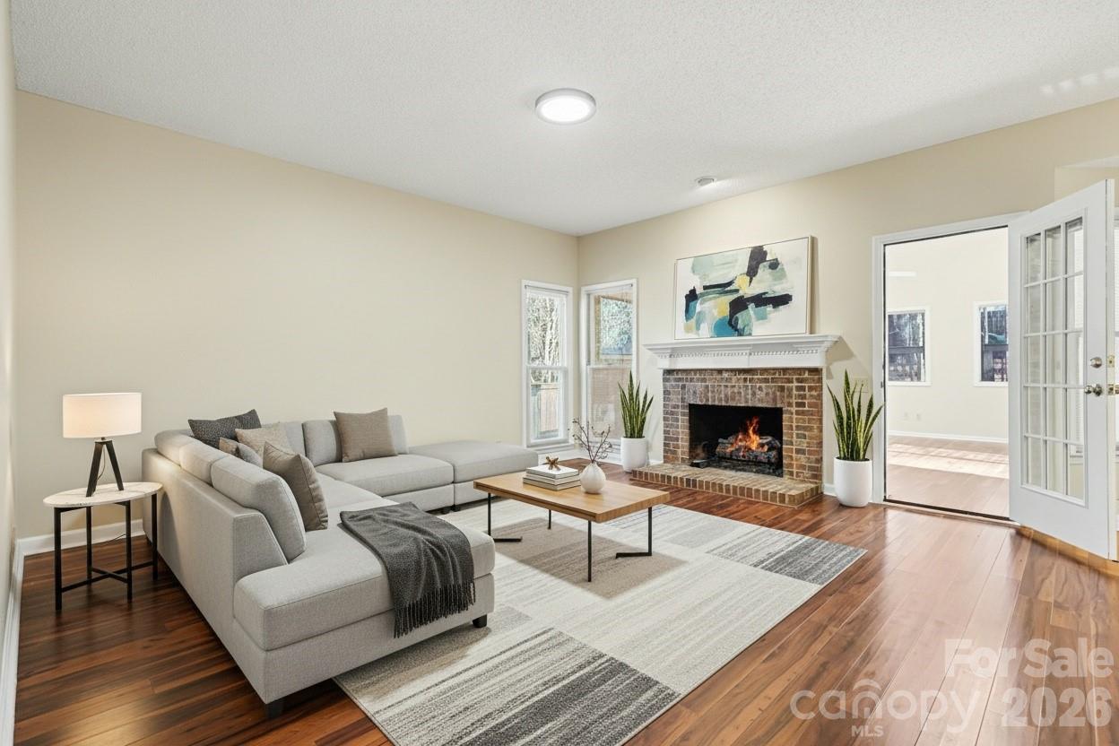 Wing Pointe - Residential