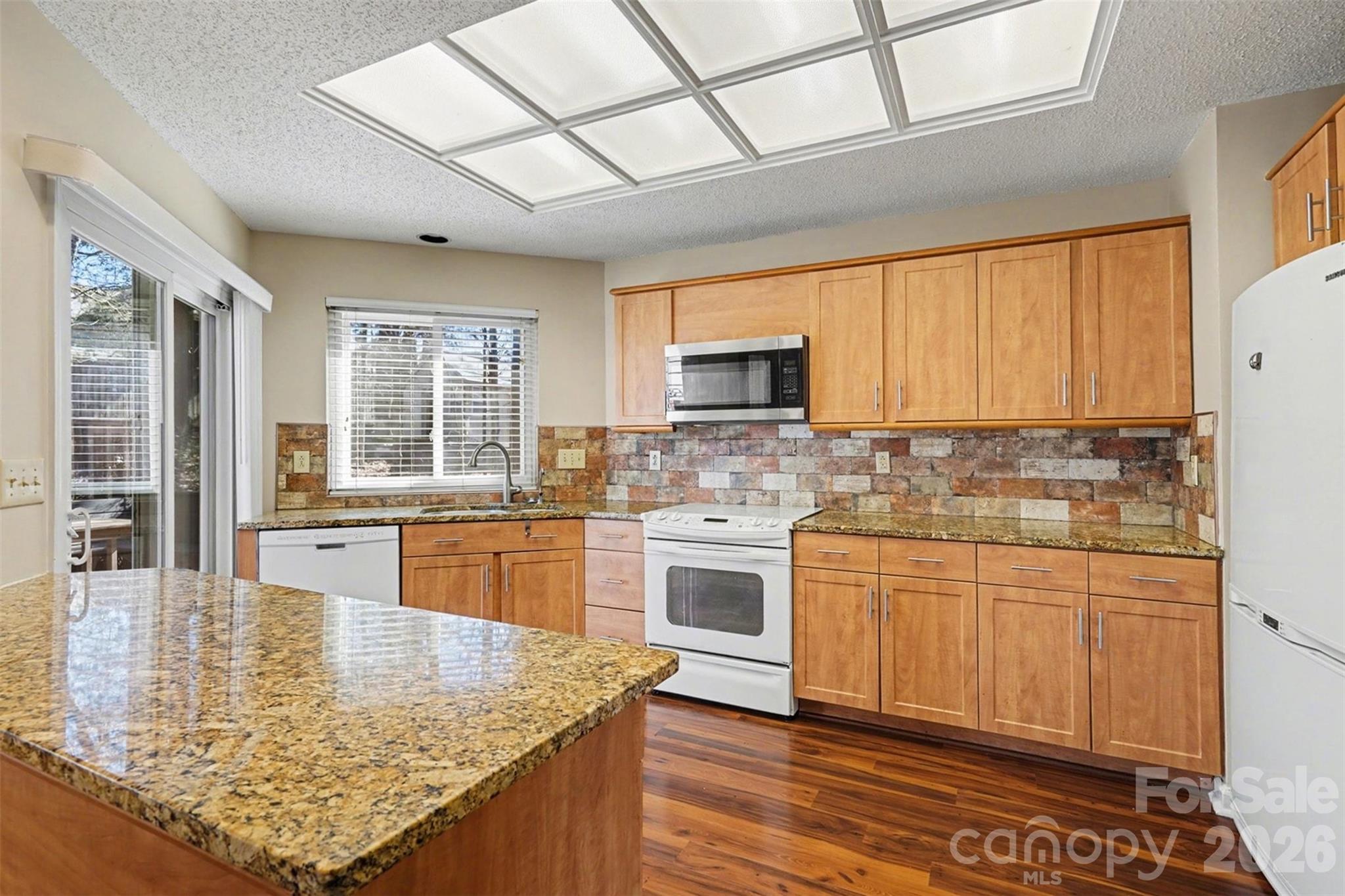 Wing Pointe - Residential