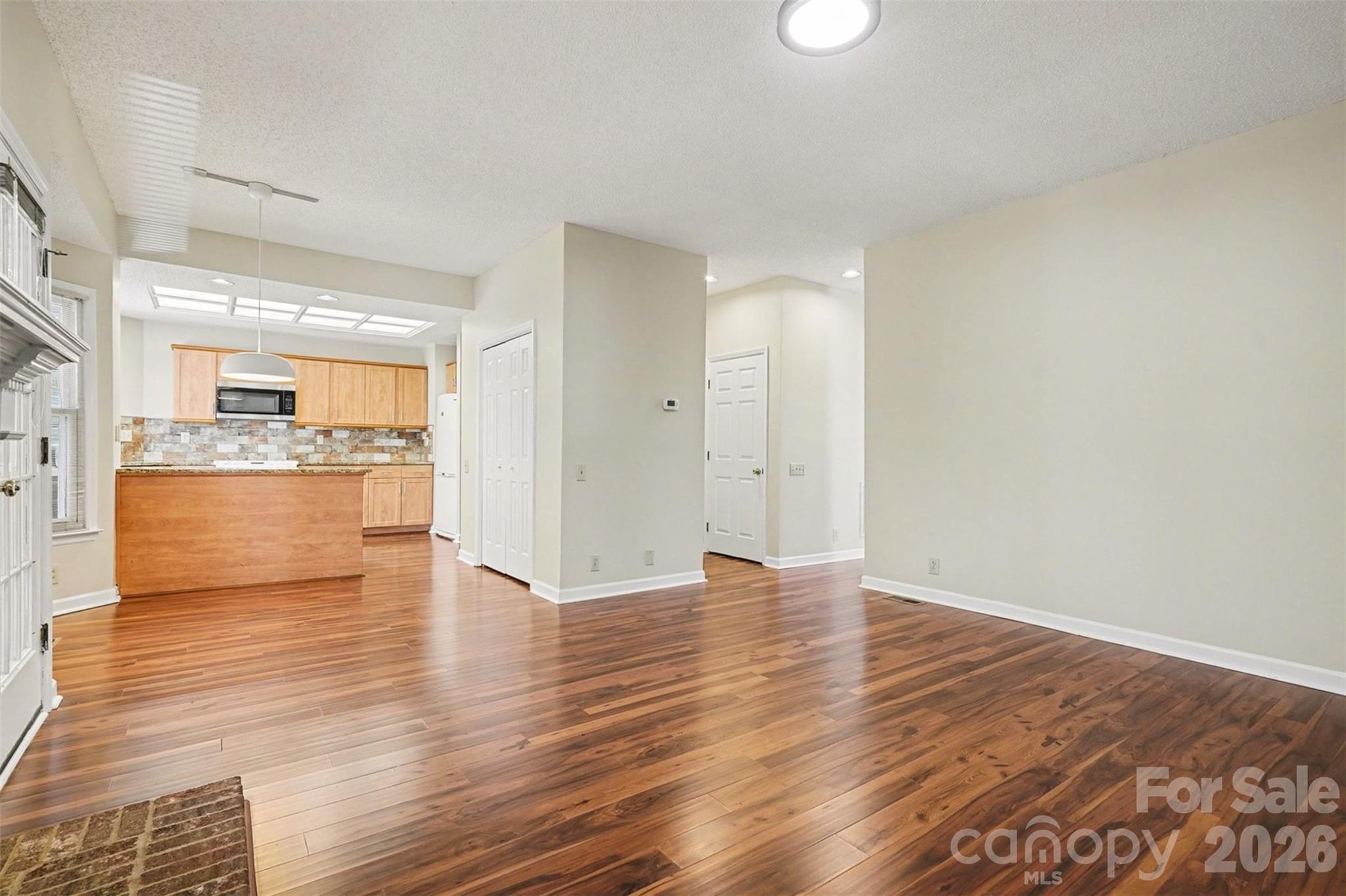 Wing Pointe - Residential